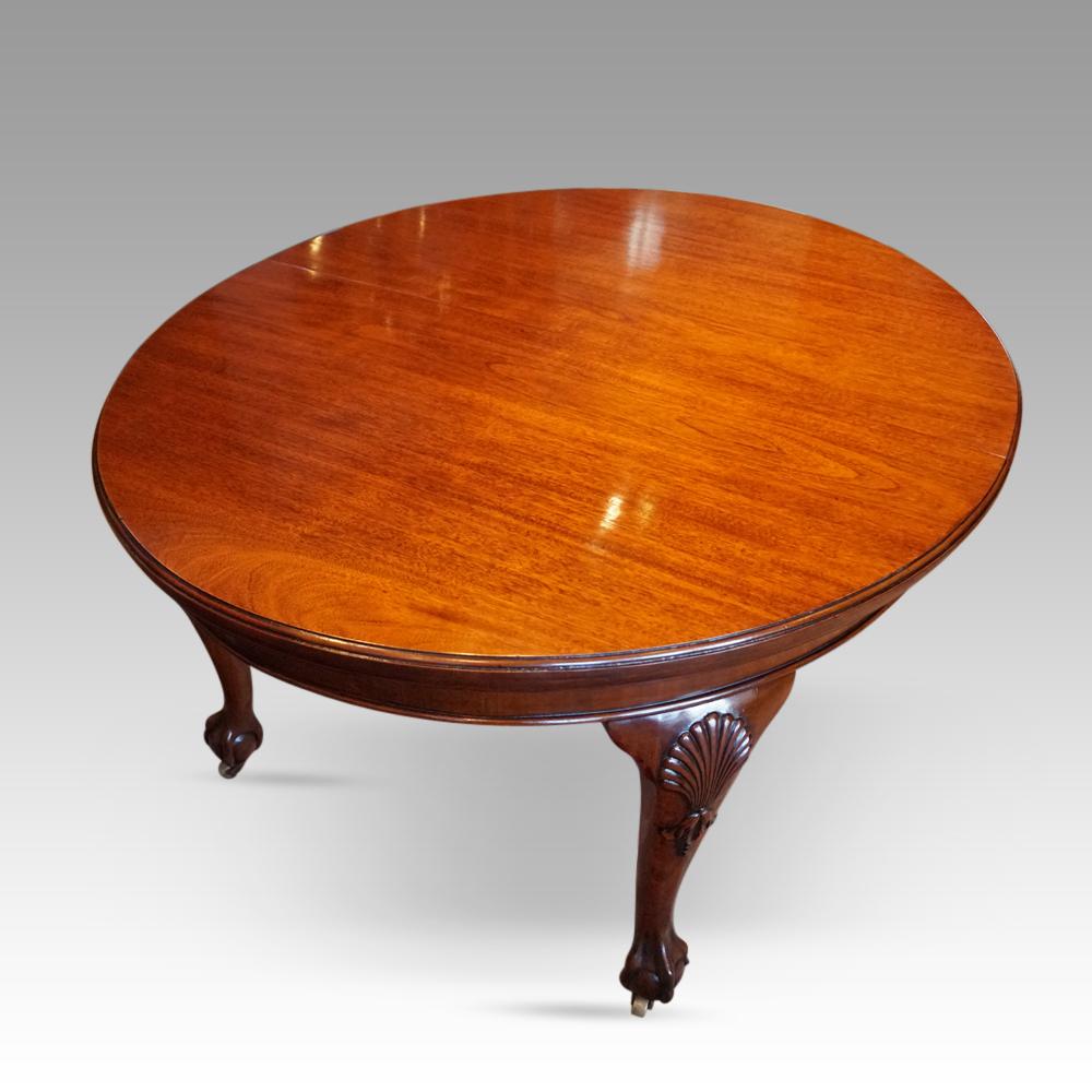 Edwardian mahogany extending dining table
This Edwardian mahogany extending dining table was made circa 1910.
The extending table takes 2 extra leaves so that it will extend to seat 10 or even more depending on chair size and your guests.
This table
