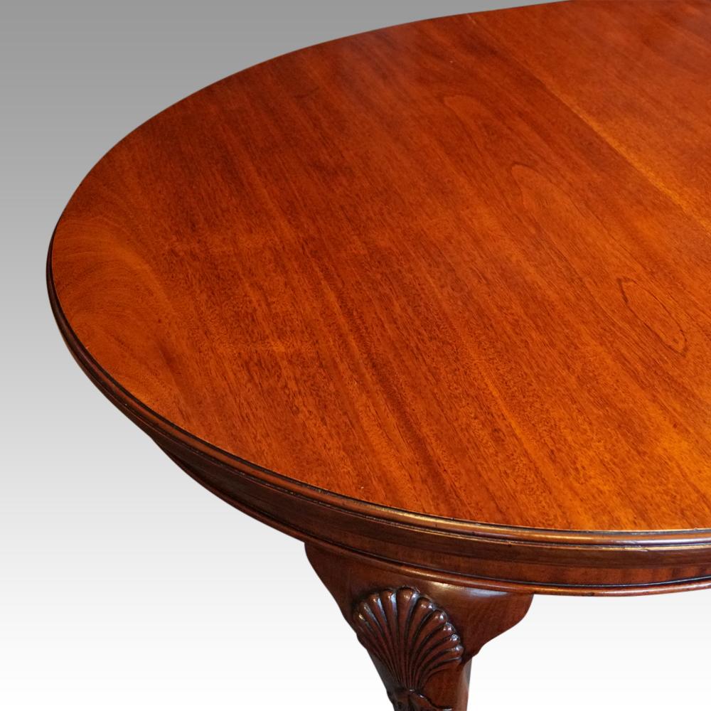 Mahogany Edwardian mahogany extending dining table