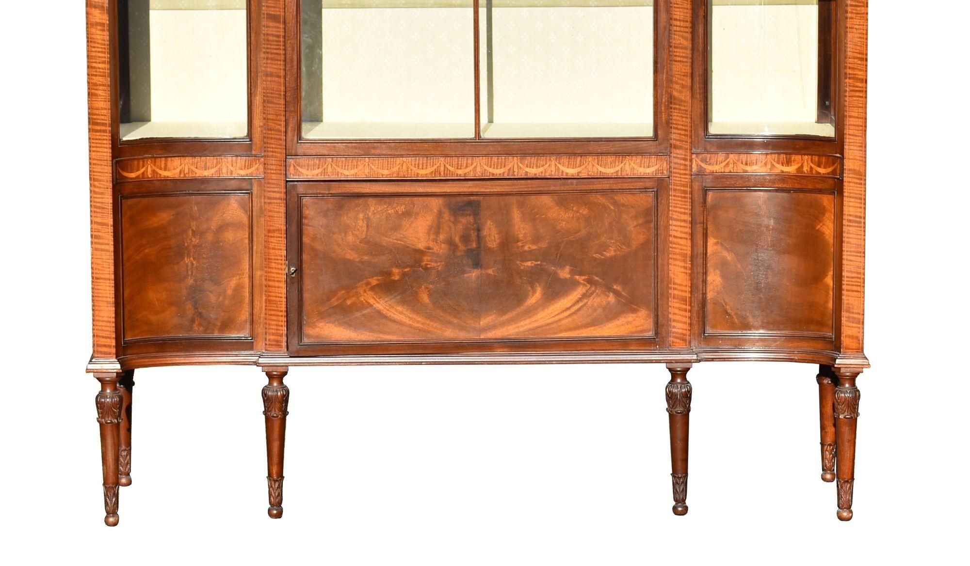 English Edwardian Mahogany Inlaid Display Cabinet For Sale