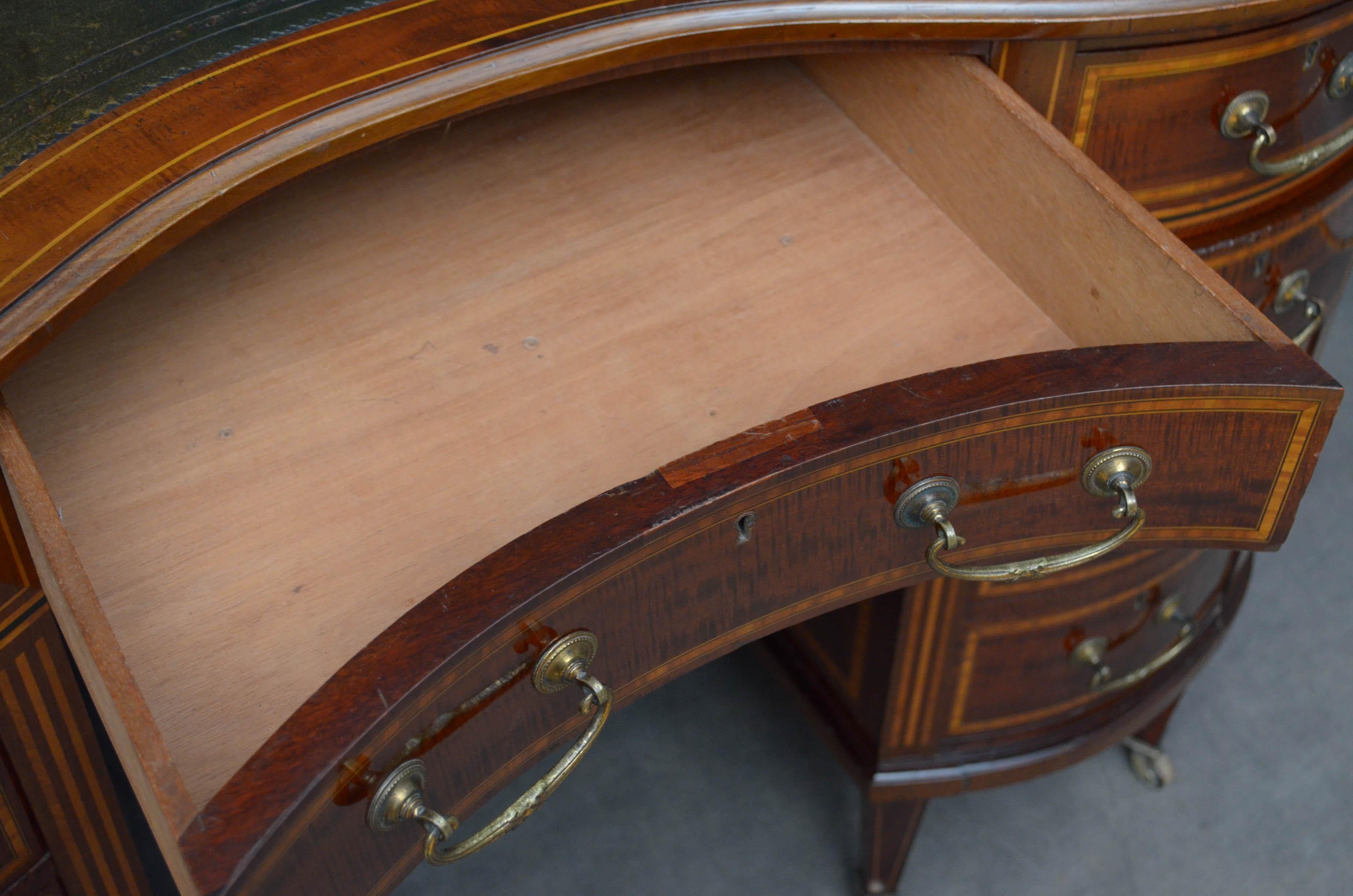 Edwardian Mahogany Kidney Shaped Desk 6