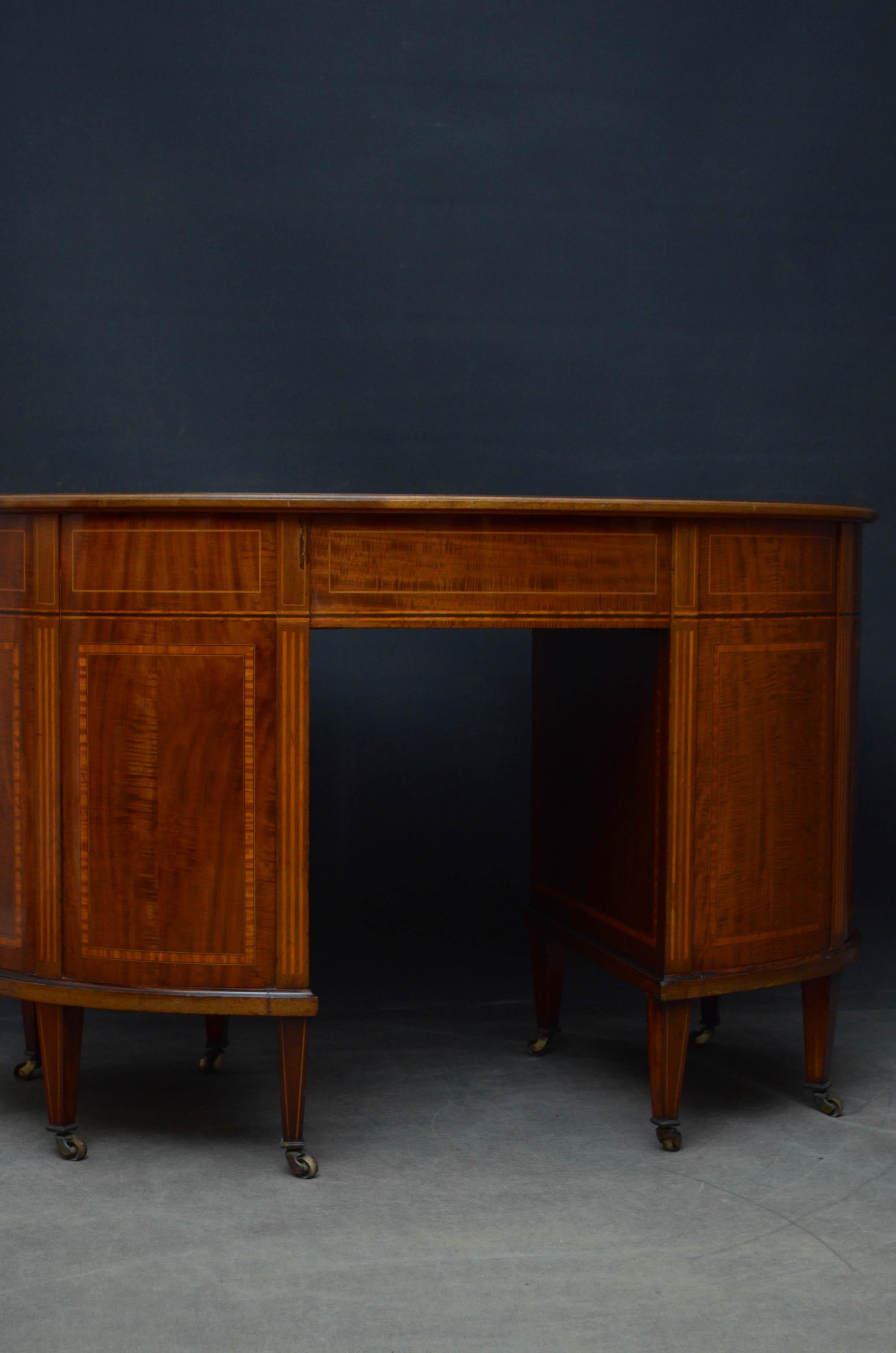 20th Century Edwardian Mahogany Kidney Shaped Desk