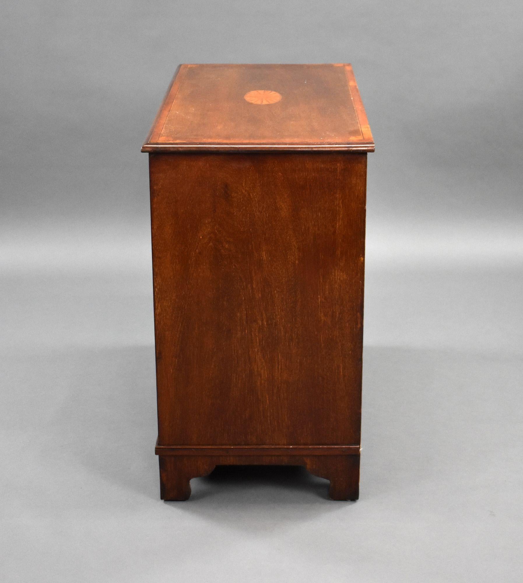 Edwardian Mahogany Kneehole Desk For Sale 2