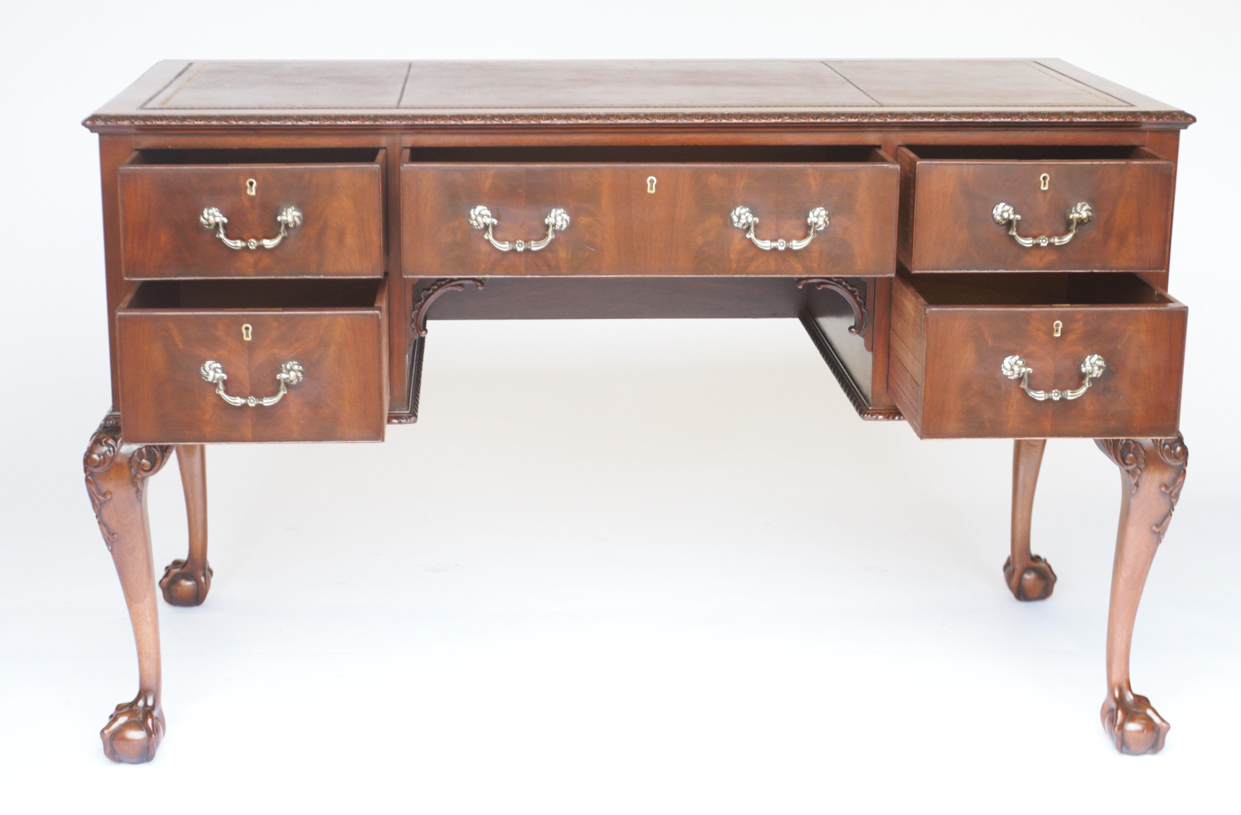 Polished Edwardian Mahogany Kneehole Writing Table For Sale
