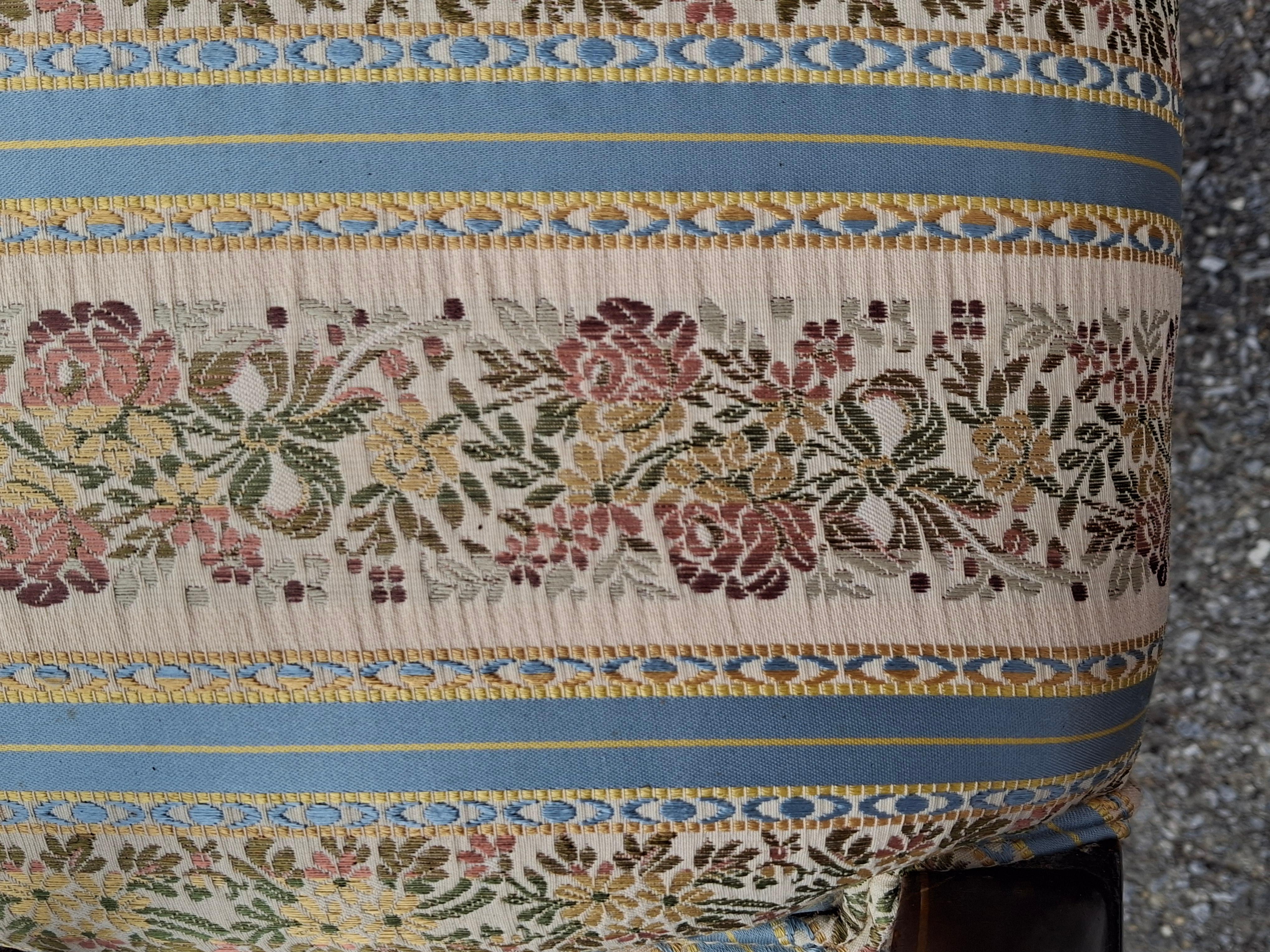 Poltrona edoardiana in mogano con intarsi in madreperla e intarsio, CIRCA 1910 in vendita 3