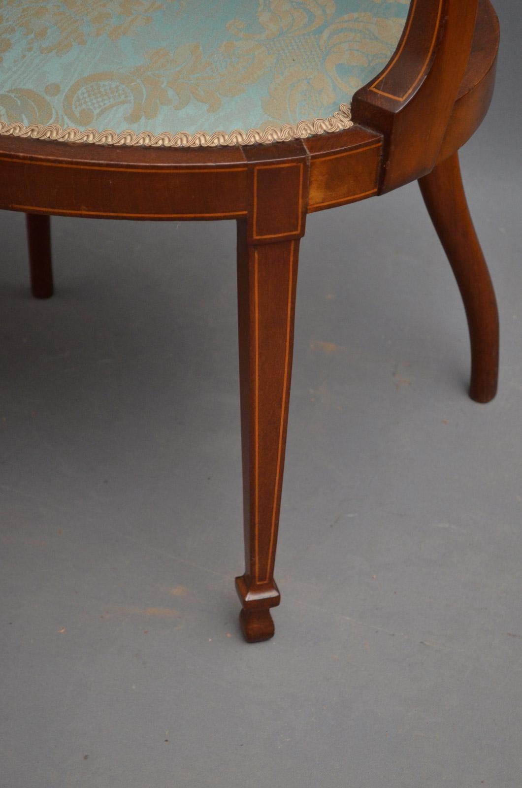 Edwardian Mahogany Occasional Chair In Good Condition In Whaley Bridge, GB