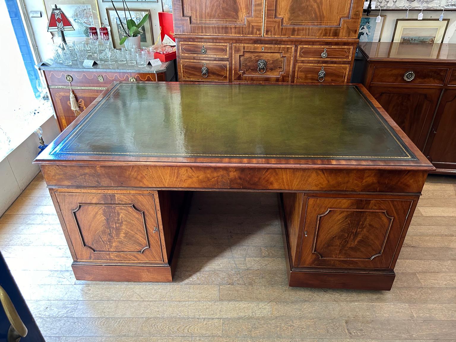 Edwardian Mahogany Pedestal Partners Desk S&H Jewell London Cabinet Makers 5