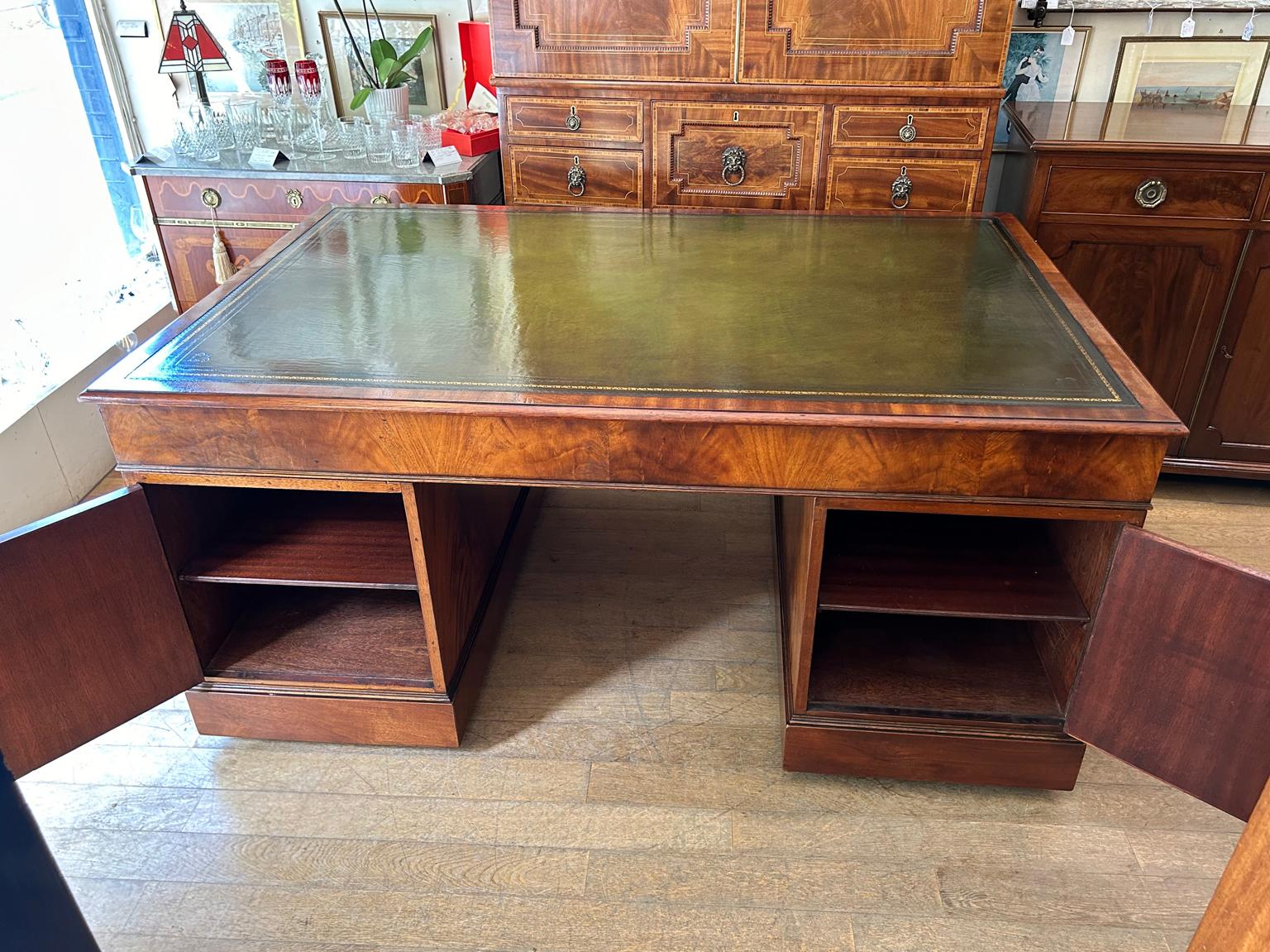 Edwardian Mahogany Pedestal Partners Desk S&H Jewell London Cabinet Makers 6