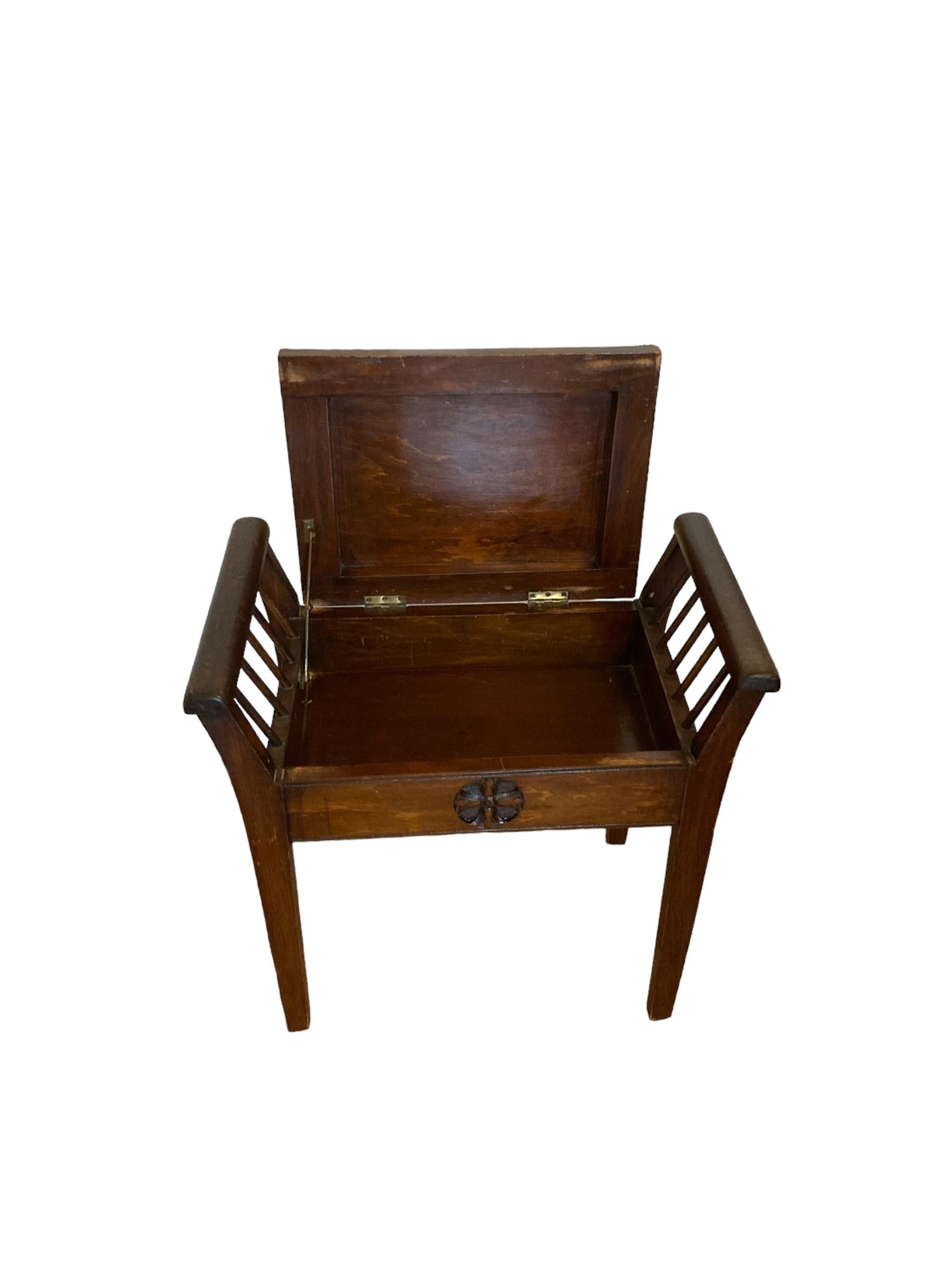 Carved Edwardian Mahogany Piano Stool with Carving For Sale