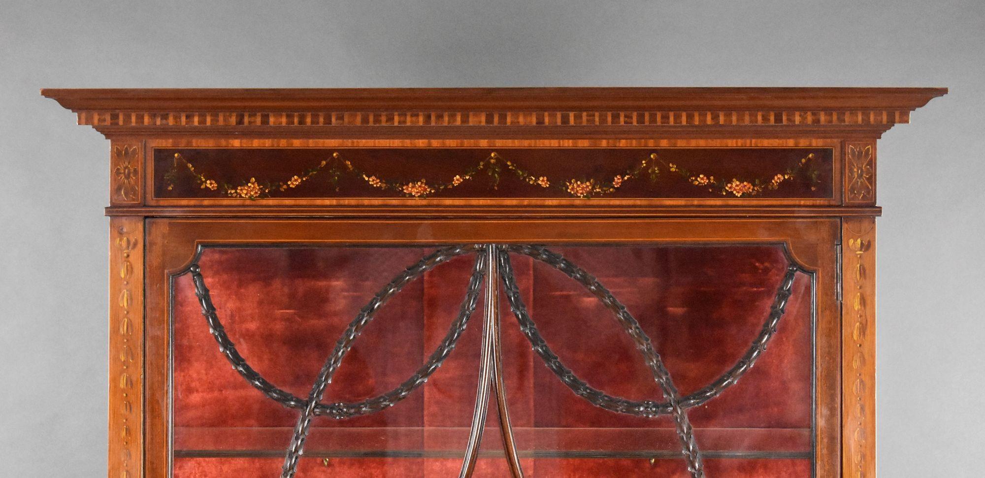 Edwardian Mahogany Satinwood Hand Painted Display Cabinet For Sale 2
