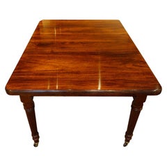 English Edwardian Mahogany extending Dining Table Warings & Gillow, Circa 1900
