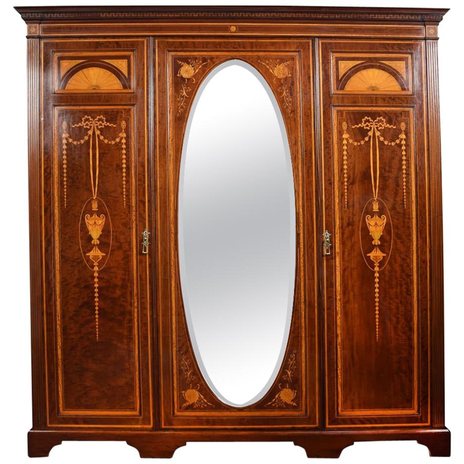 Edwardian Mahogany Three Door Wardrobe At 1stdibs
