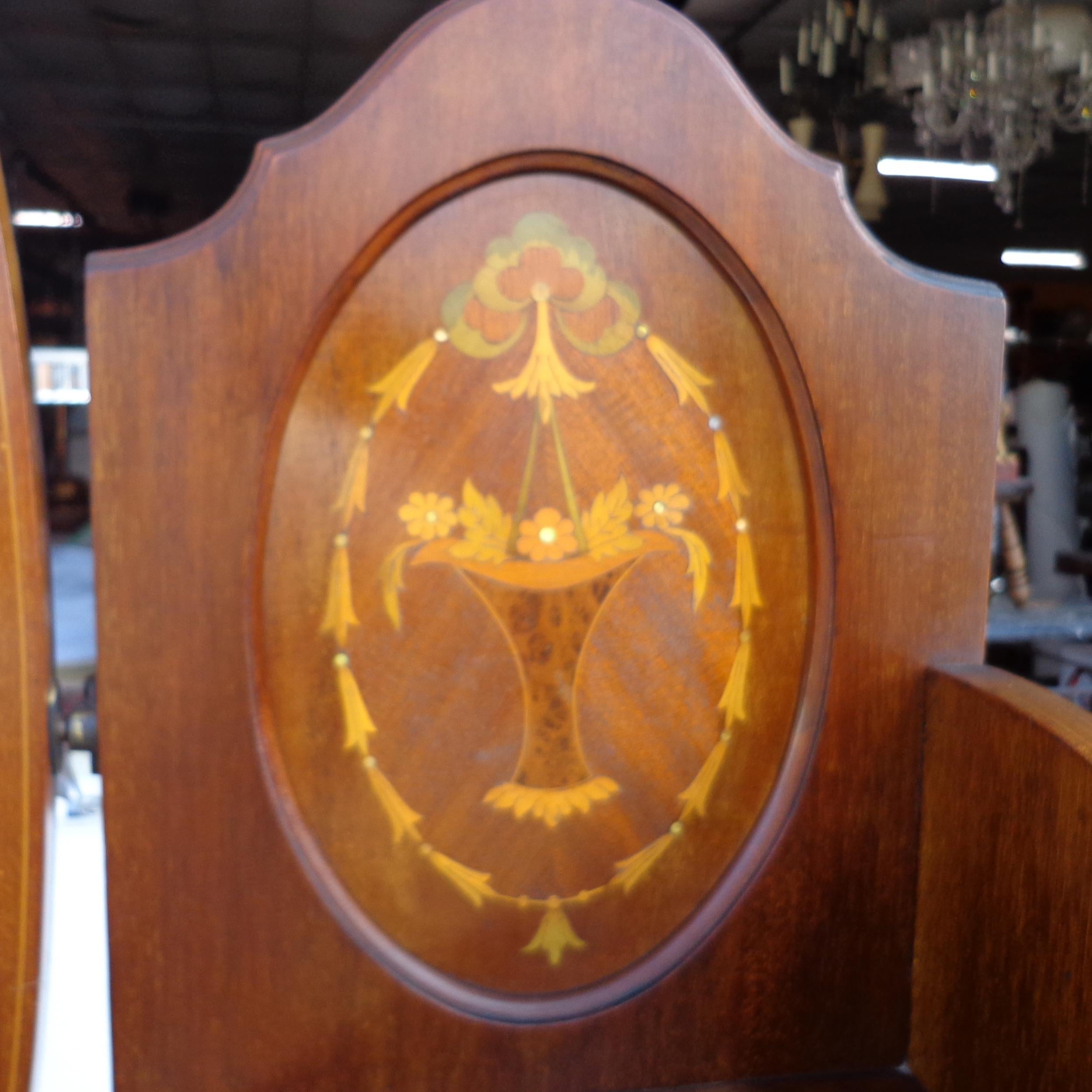 mahogany vanity with mirror