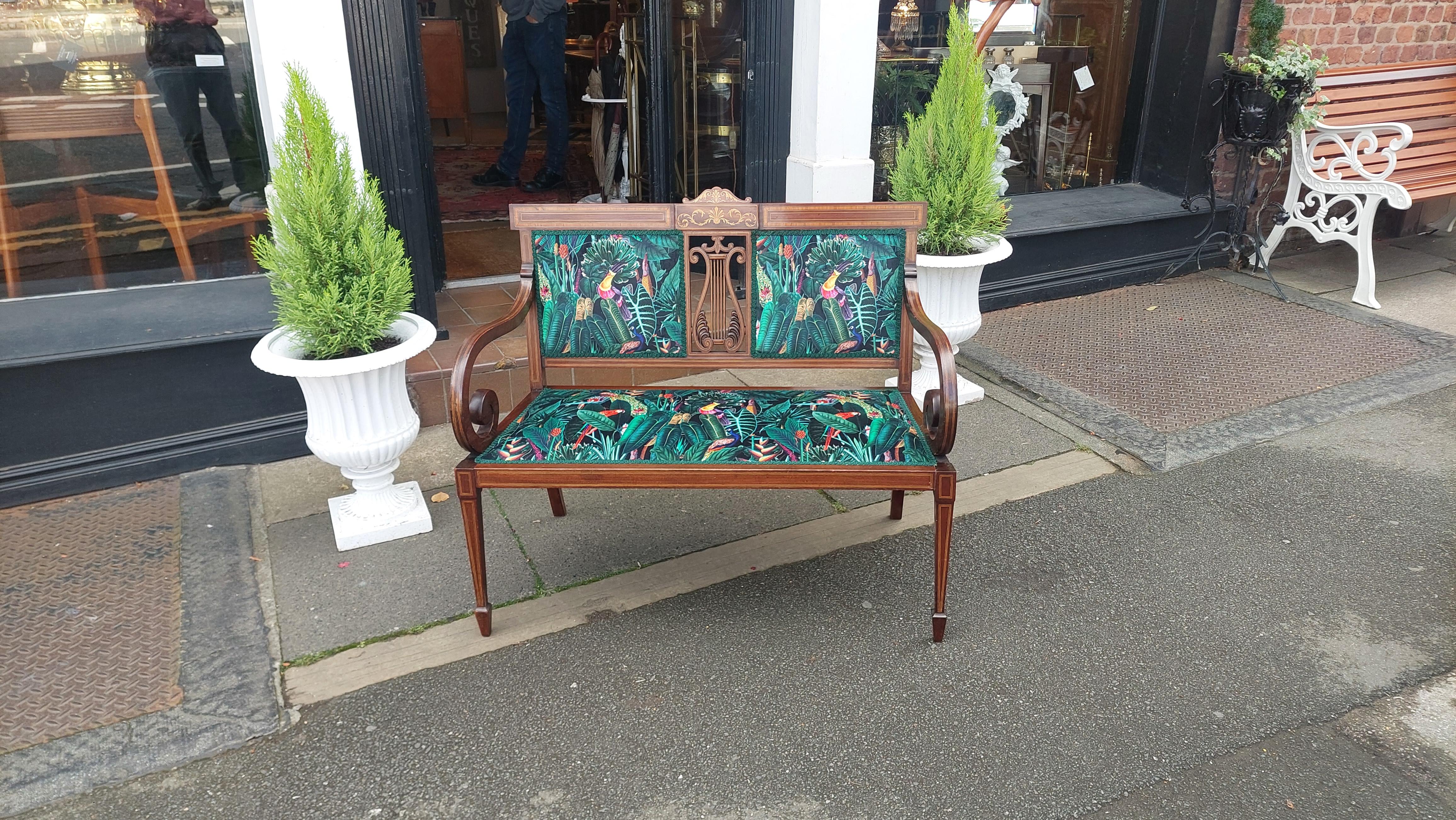English Edwardian Mahogany Two Seater Sofa Settee For Sale