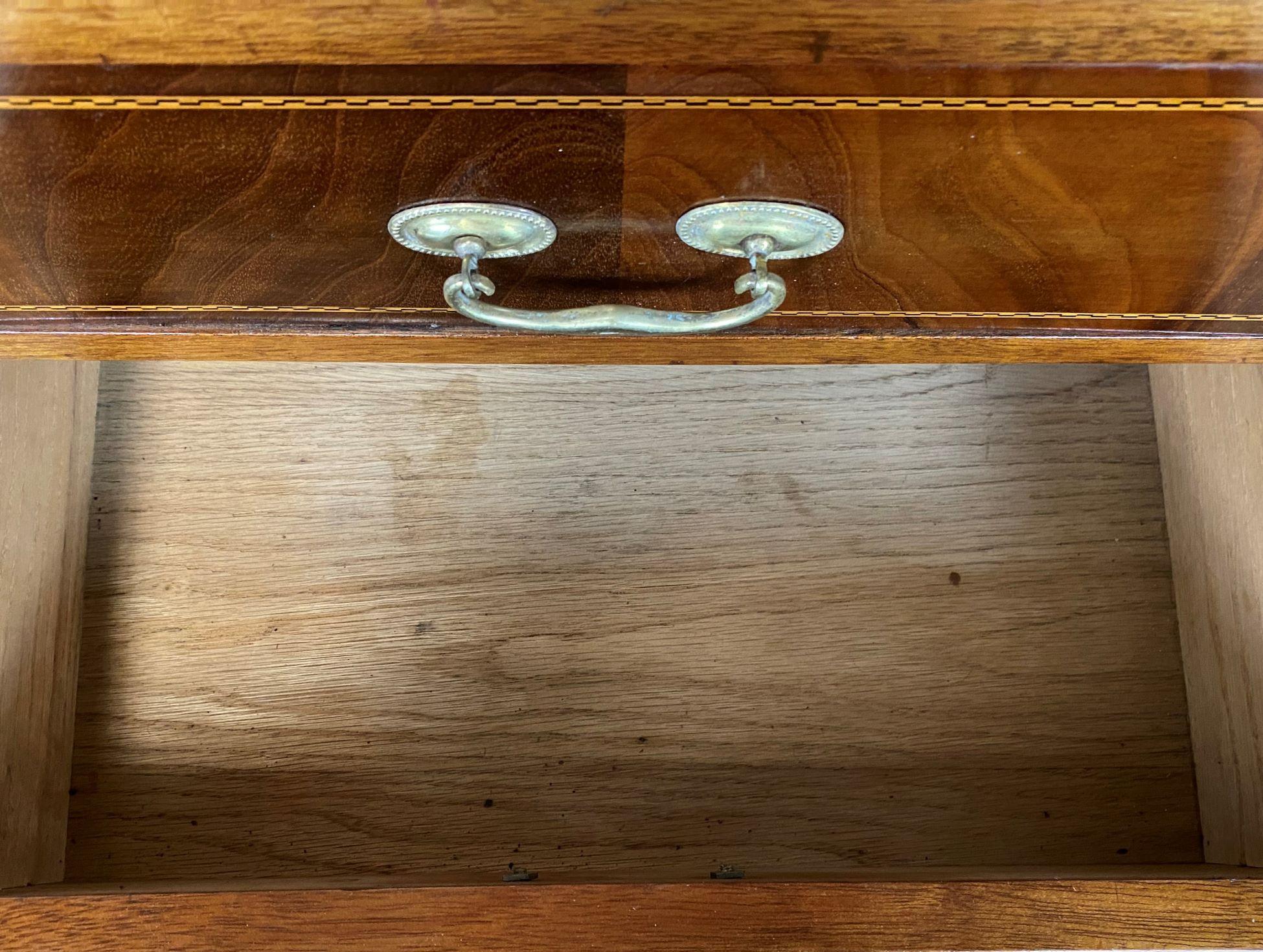Edwardian Mahogany Wellington Chest with Geometric Line Inlays In Good Condition For Sale In Hemel Hempstead, Hertfordshire