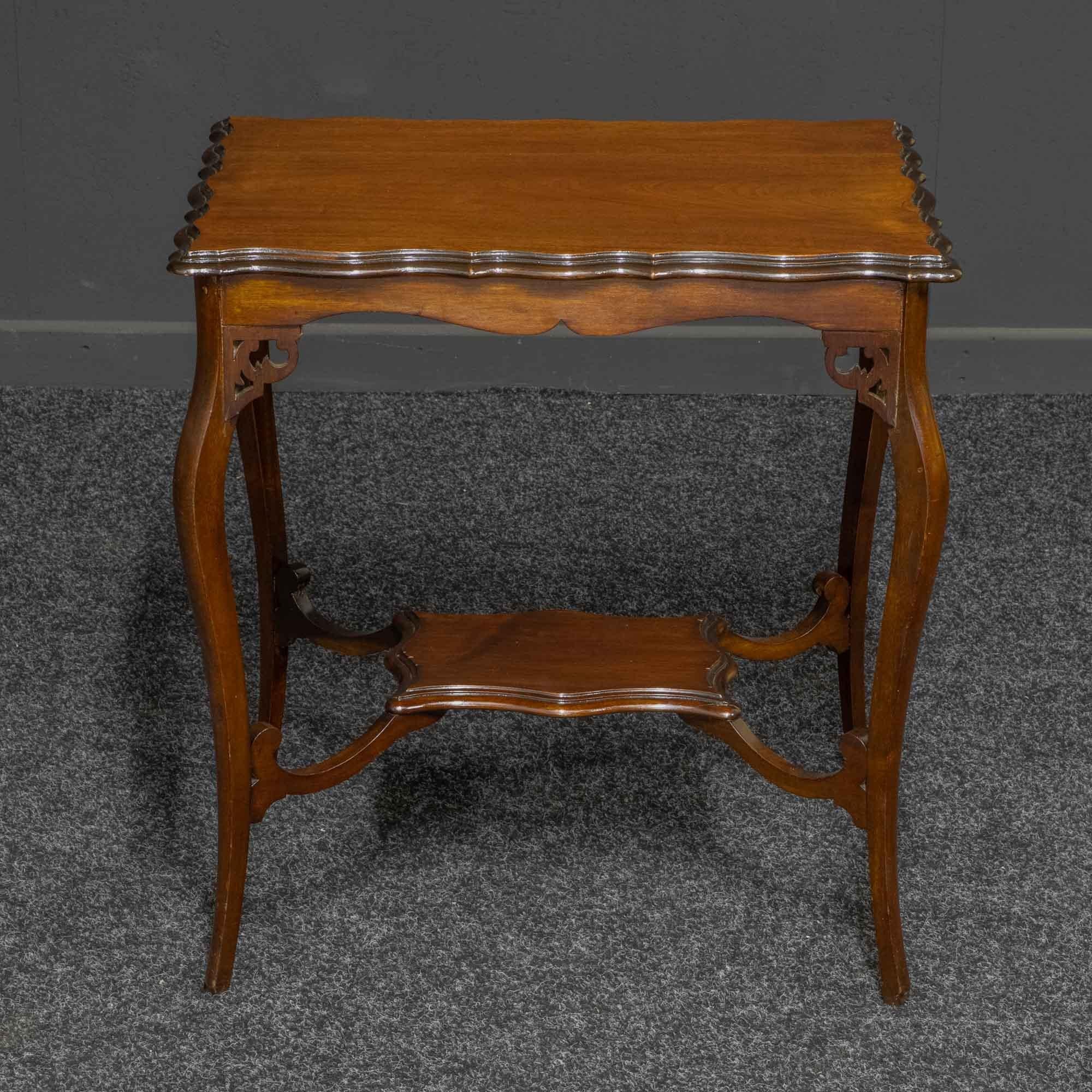 20th Century Edwardian Mahogany Window Table For Sale