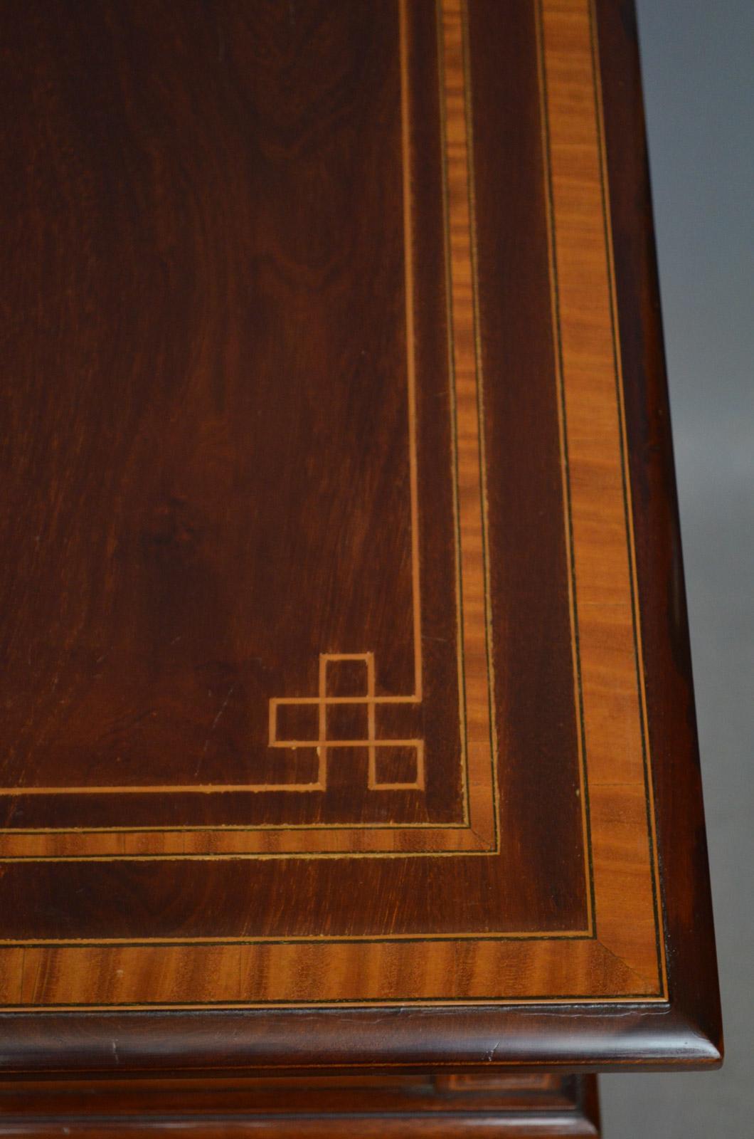 Edwardian Mahogany Writing Table by Maple & Co. In Good Condition In Whaley Bridge, GB