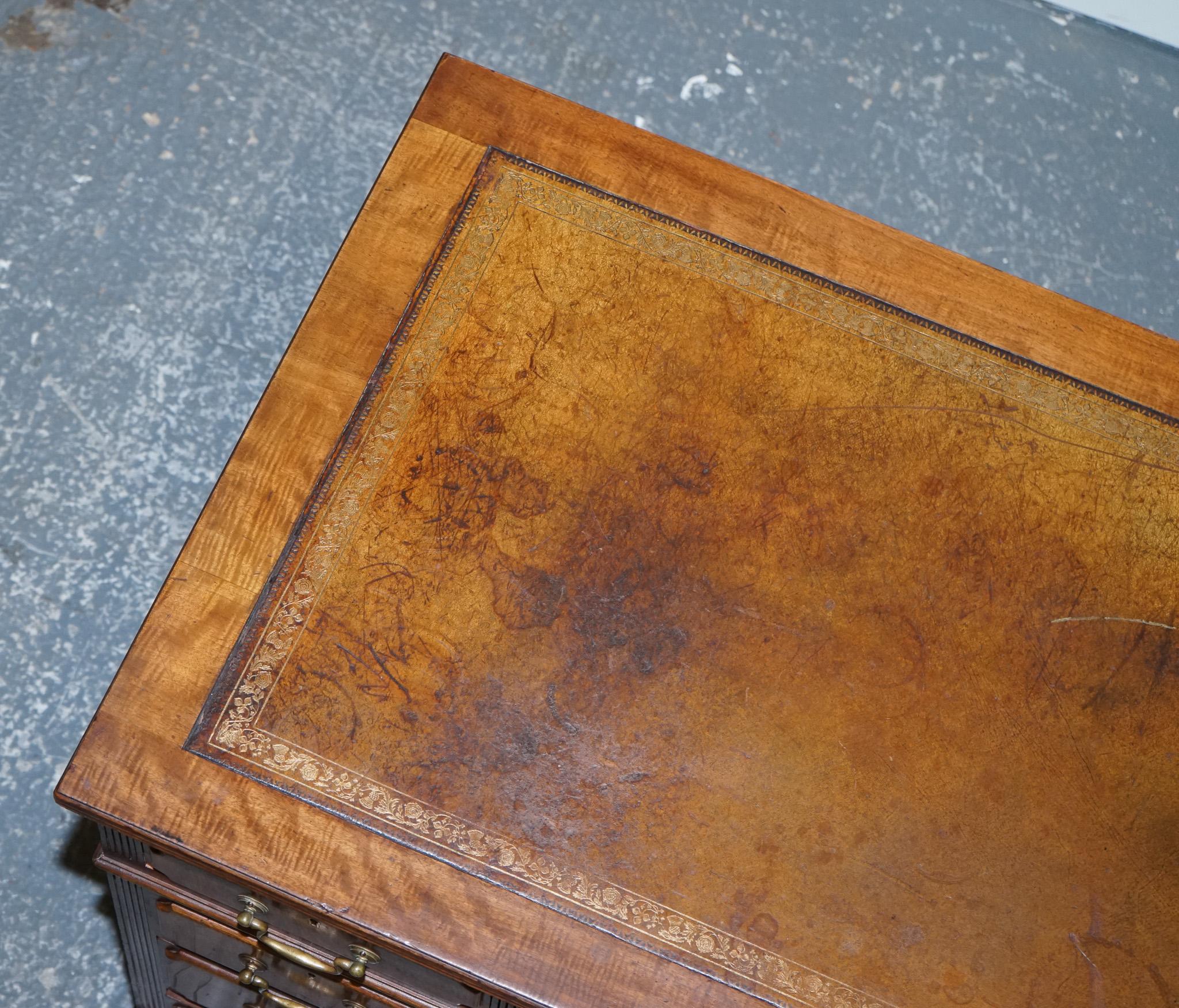 Edwardian Maple & Co Pedestal Writing Desk Distressed Brown Embossed Leather For Sale 4