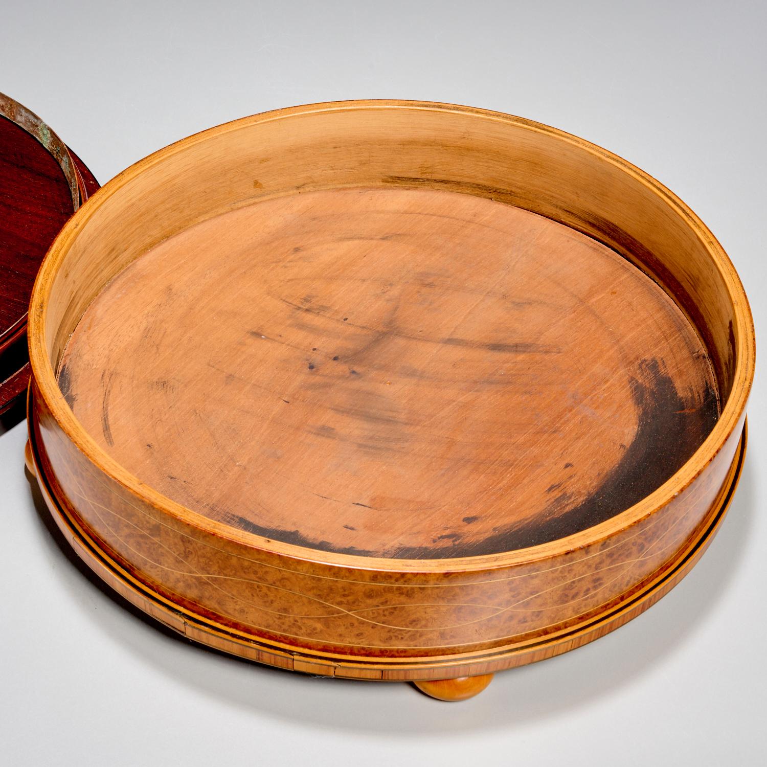 Edwardian Marquetry Sunburst Walnut and Burlwood Box, England, Late 19th Century In Good Condition For Sale In Morristown, NJ