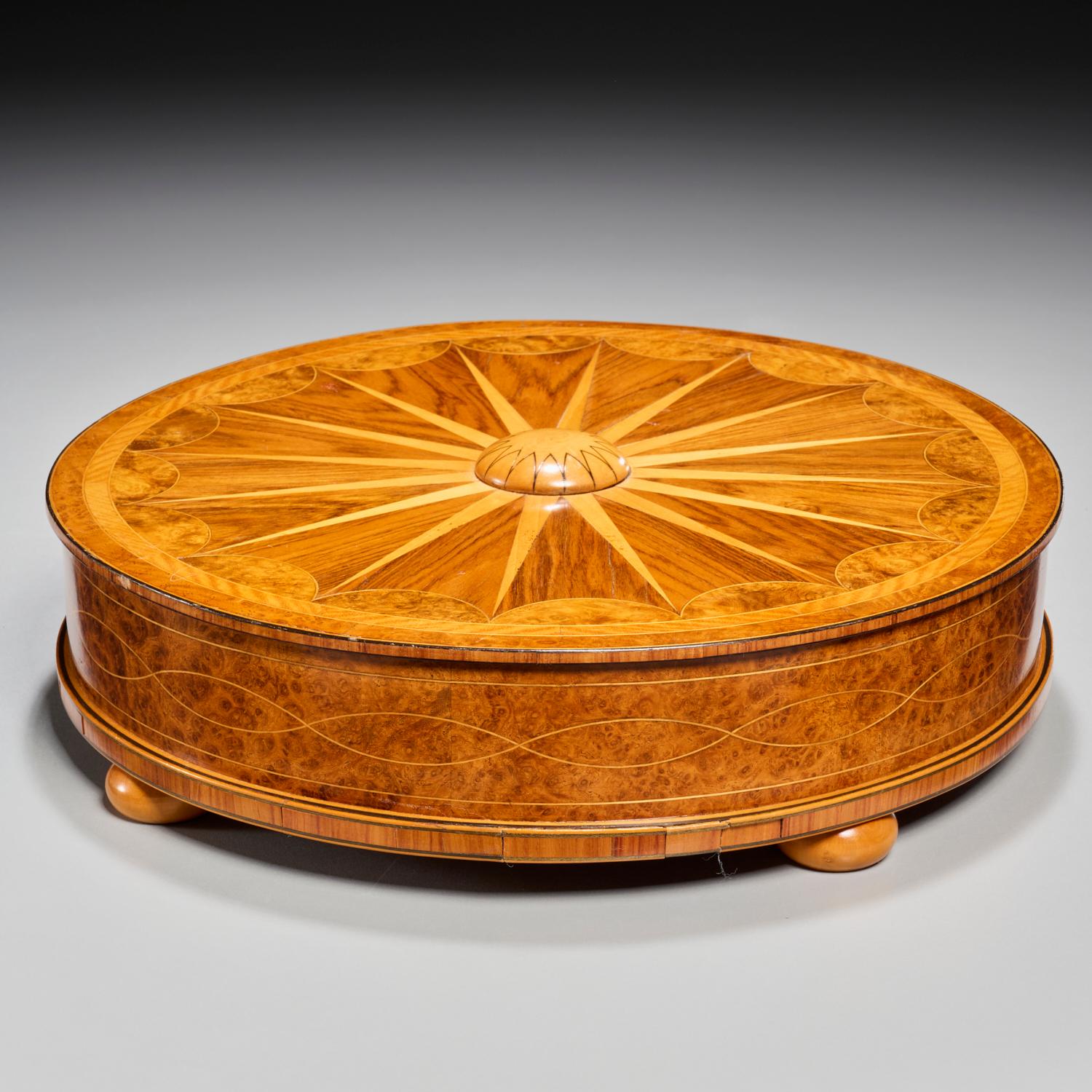 Edwardian Marquetry Sunburst Walnut and Burlwood Box, England, Late 19th Century For Sale 2