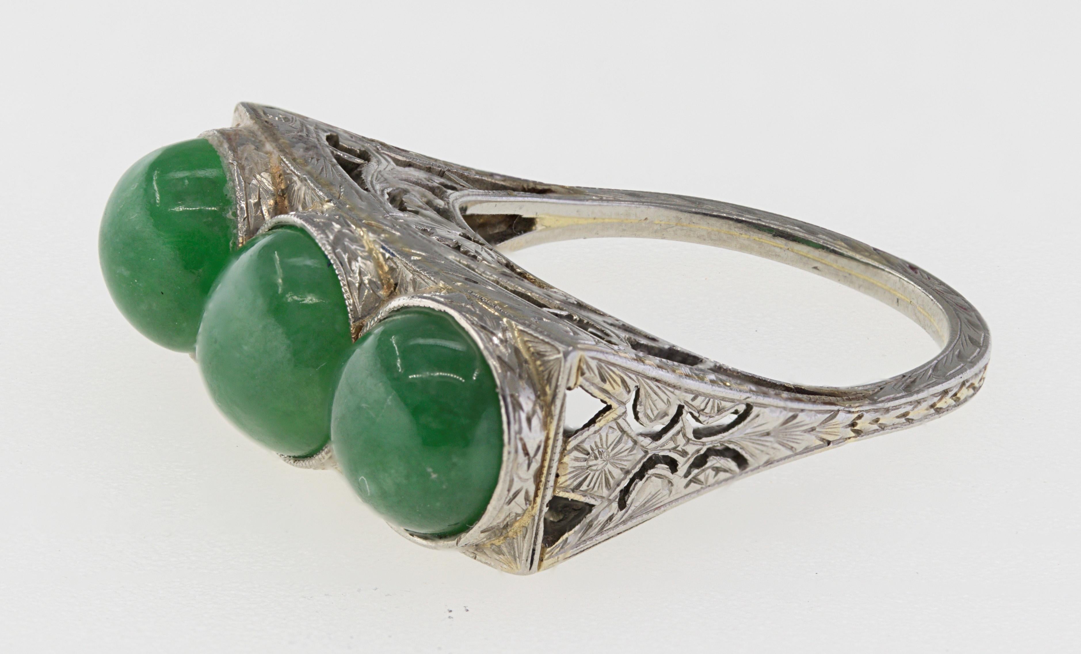 Edwardian Mason Kay Certified Natural Green Jadeite Jade, 18K White Gold Ring For Sale 3