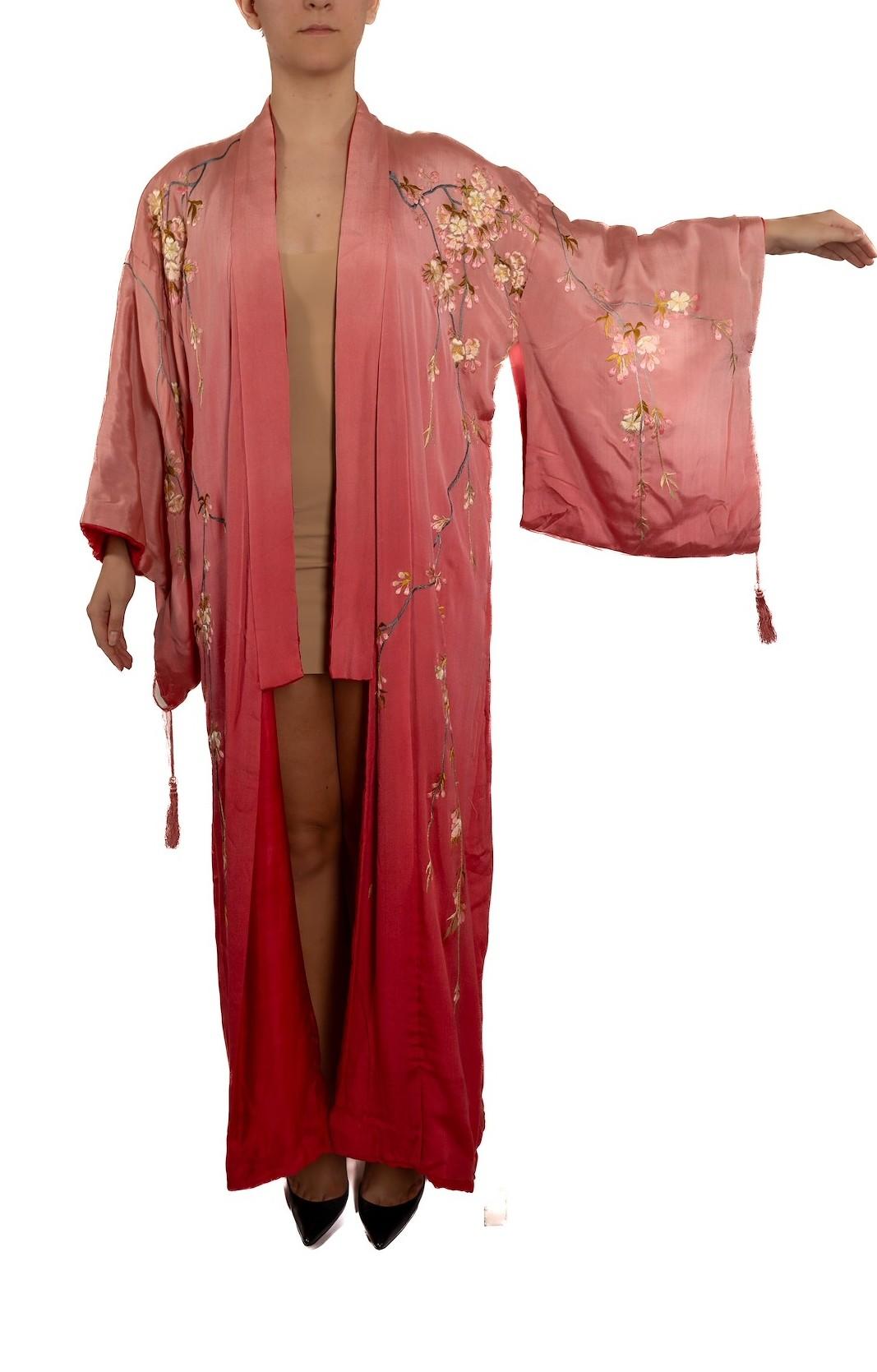 Edwardian Mixed Pinks Silk Hand Embroidered Floral Kimono For Sale 1