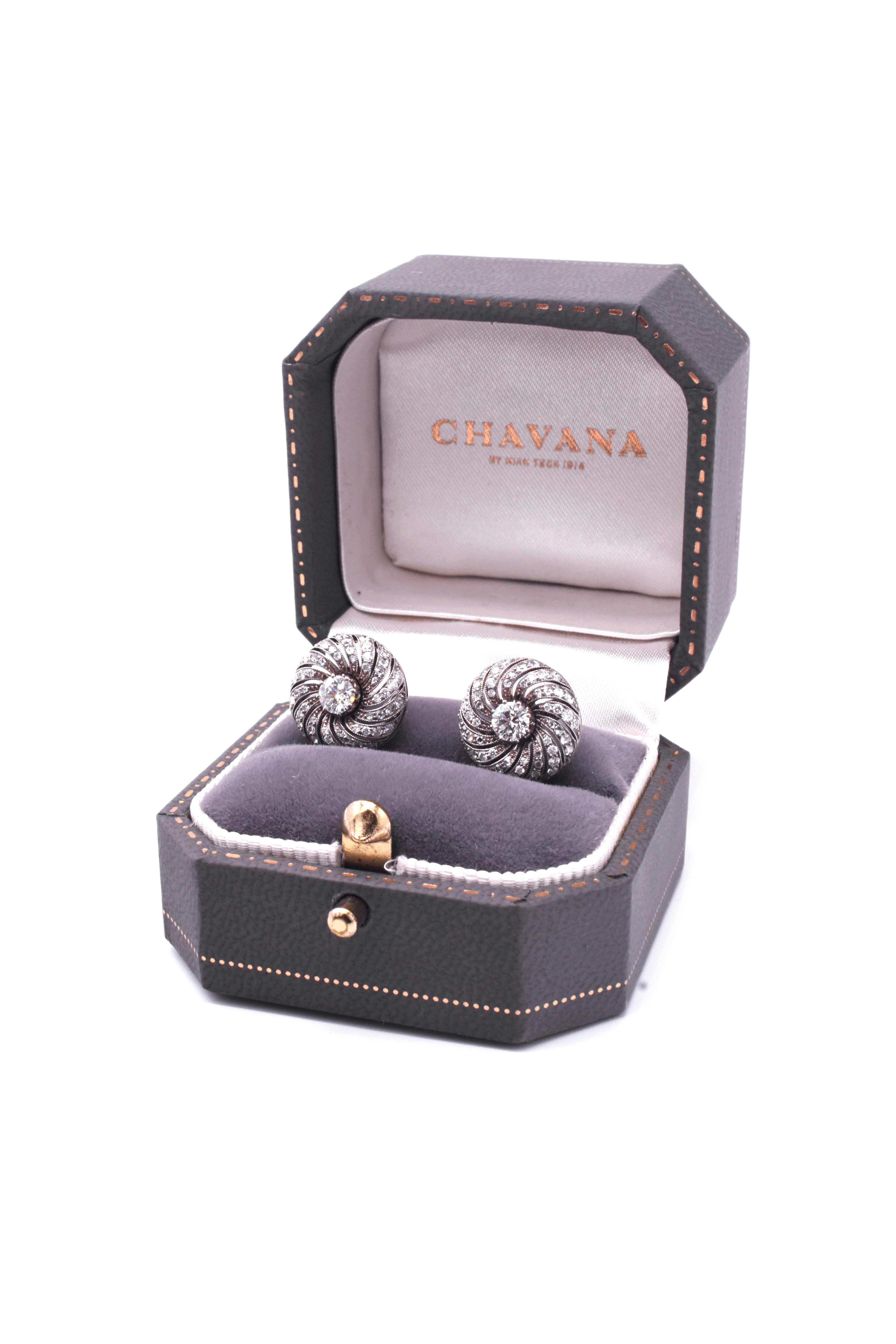 Women's or Men's Edwardian Modern Diamond Stud Earring Chavana Collection For Sale