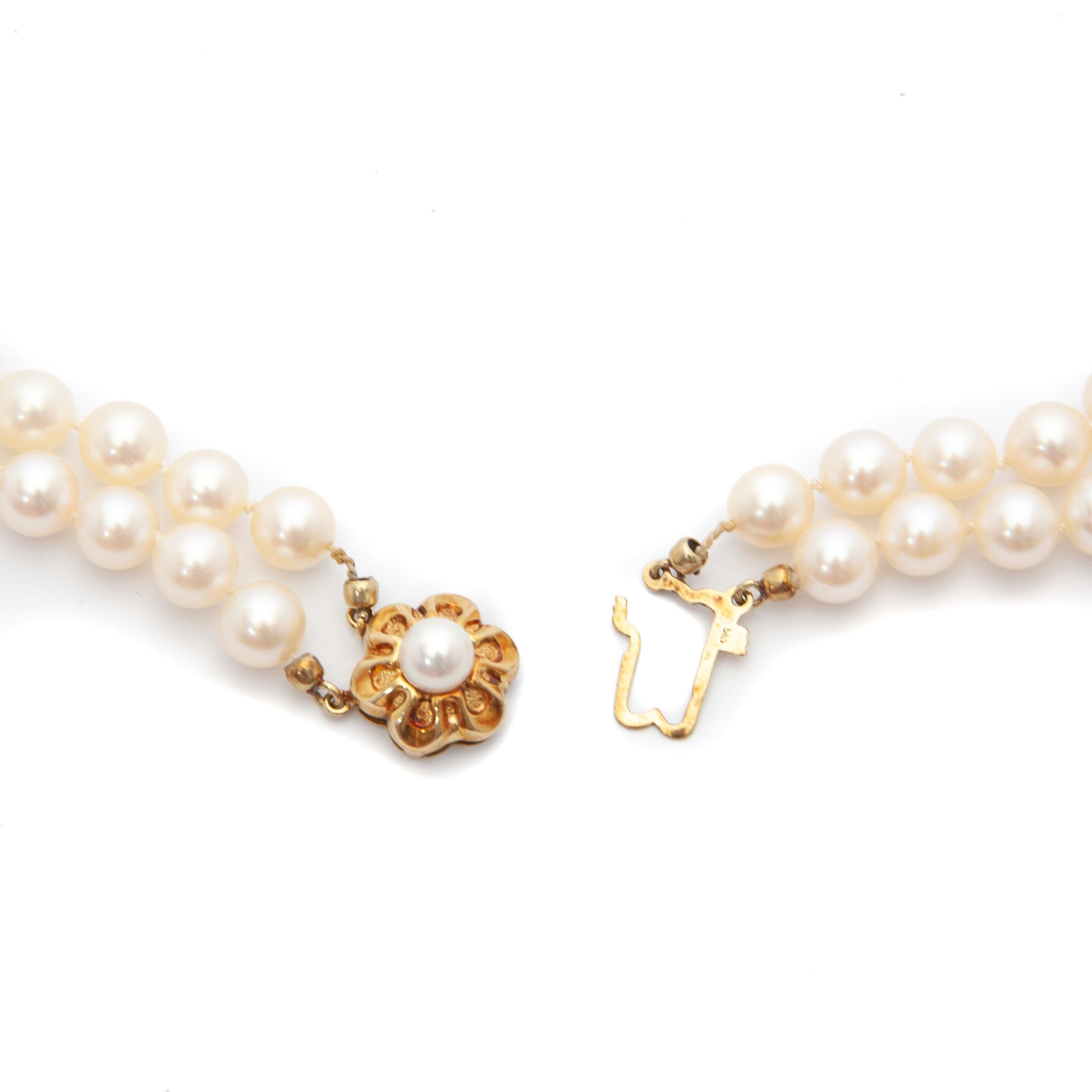 14 Karat Gold Mehrstrangige Perlenkette mit Perlen Damen im Angebot