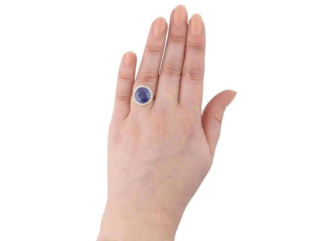 Edwardianischer Ring mit natürlichem Ceylon-Saphir und Diamant-Krone, um 1915 für Damen oder Herren im Angebot