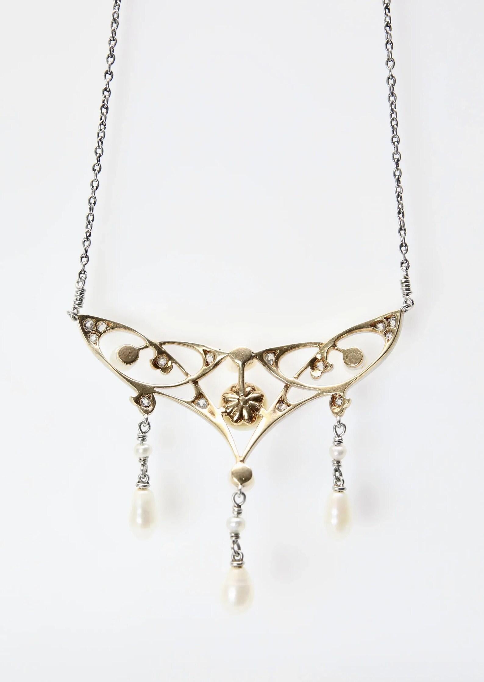 Old Mine Cut Edwardian Natural Pearl & Mine Cut Diamond Lavalier Necklace in Platinum, 14K Go For Sale