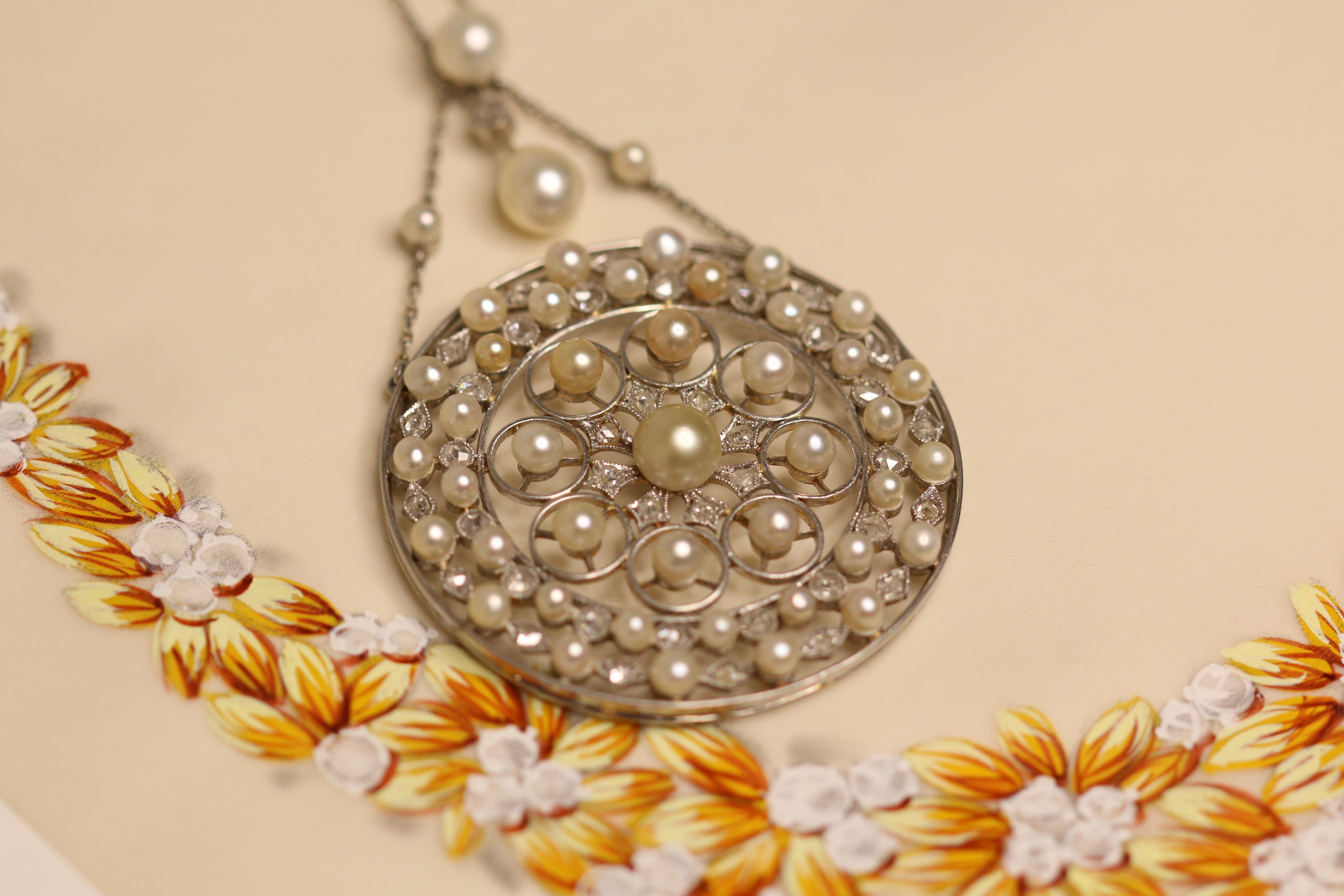 Collier pendentif édouardien en platine et perles naturelles Excellent état - En vente à Banbury, GB