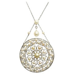 Edwardian Natural Pearl Platinum Pendant Necklace