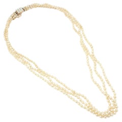 Edwardian Natural Saltwater Pearl Necklace with 15kt Yellow Gold Clasp