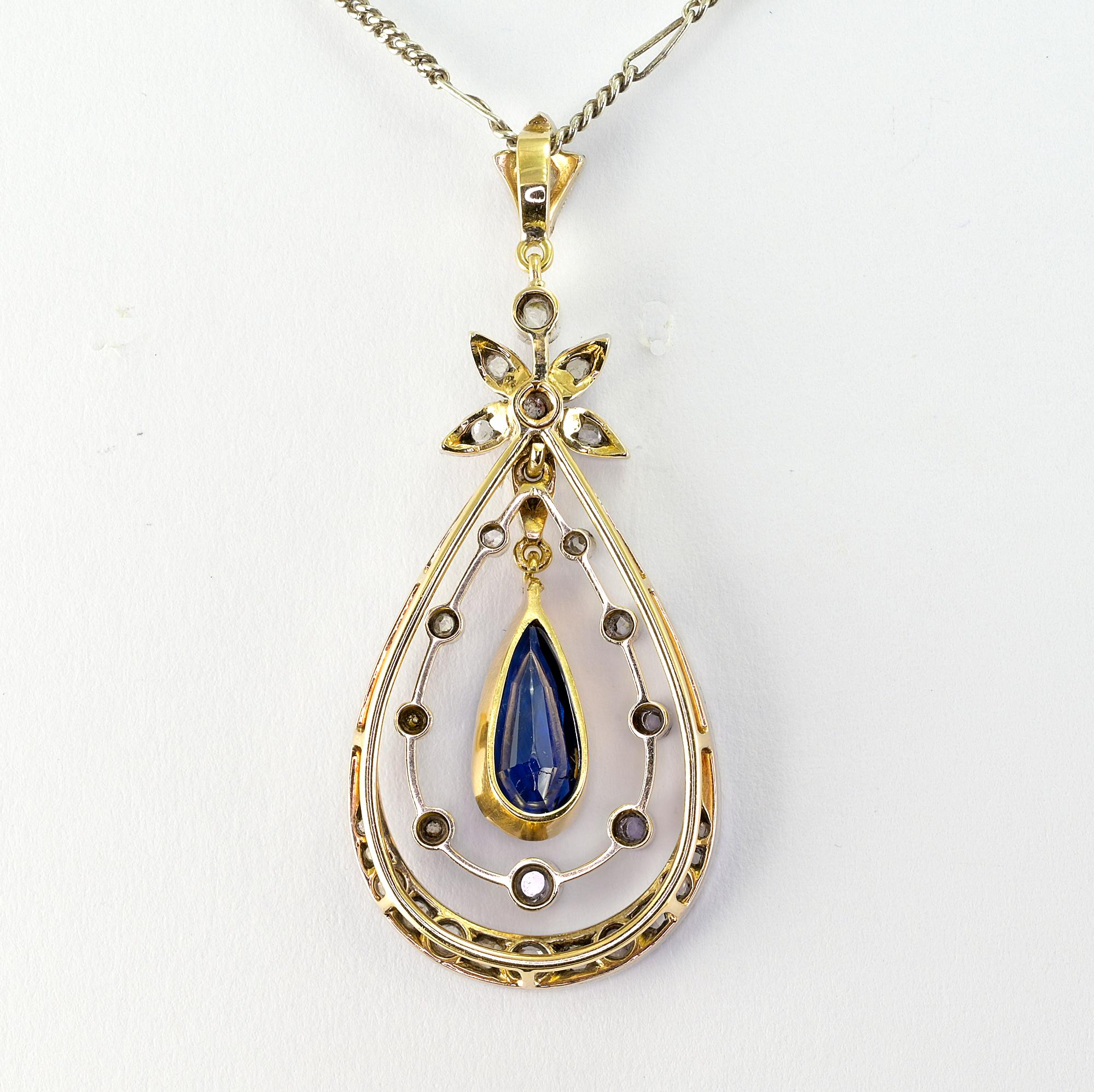 Edwardian Natural Sapphire Diamond 18 KT Pendant For Sale 2