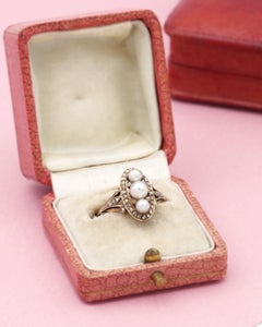 Edwardian navette pearls ring in 18k gold, Belle Epoque pearl diamond ring