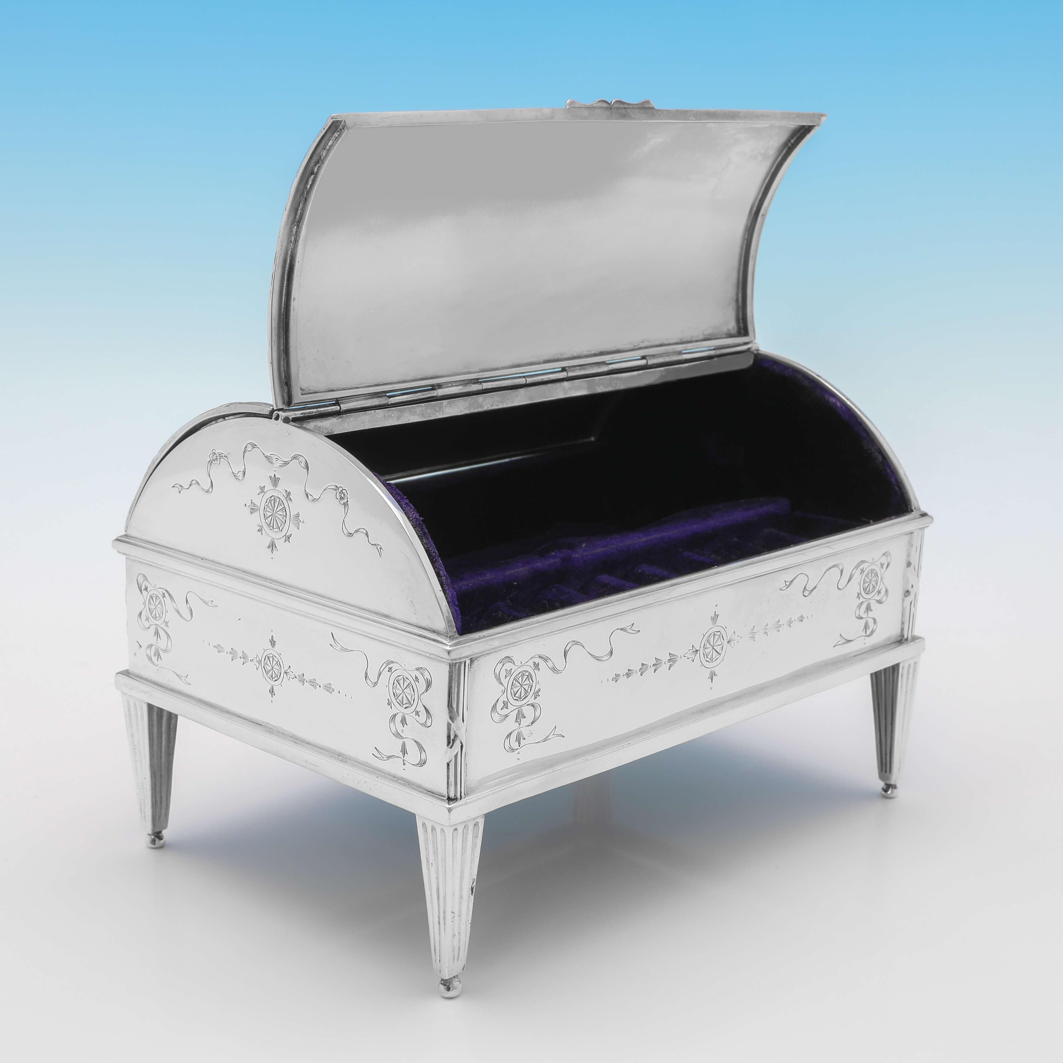English Edwardian Neoclassical Revival Sterling Silver Jewellery Box, Pretty Engraving For Sale