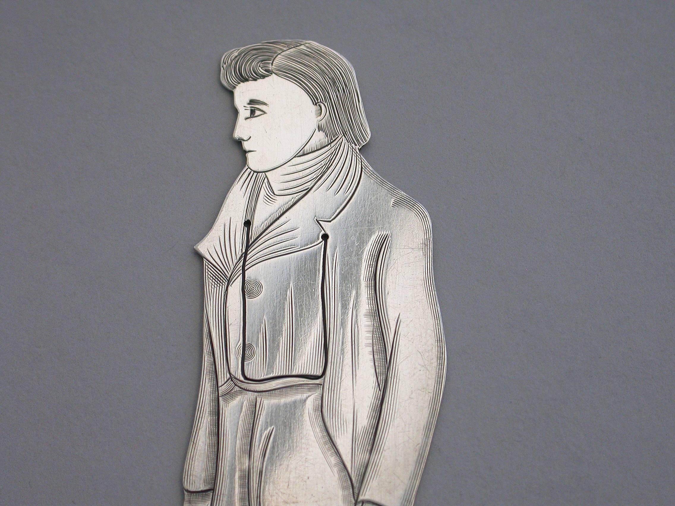Edwardian Novelty Silver Figural Bookmark Charles Dickens 'Nicholas Nickleby' In Good Condition For Sale In Sittingbourne, Kent