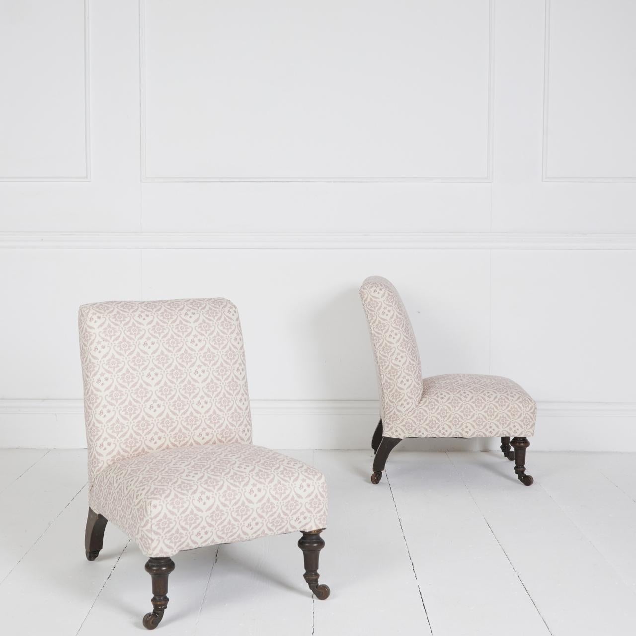 Paire de fauteuils d'allaitement Child Child de l'époque édouardienne Bon état - En vente à Stroud, GB