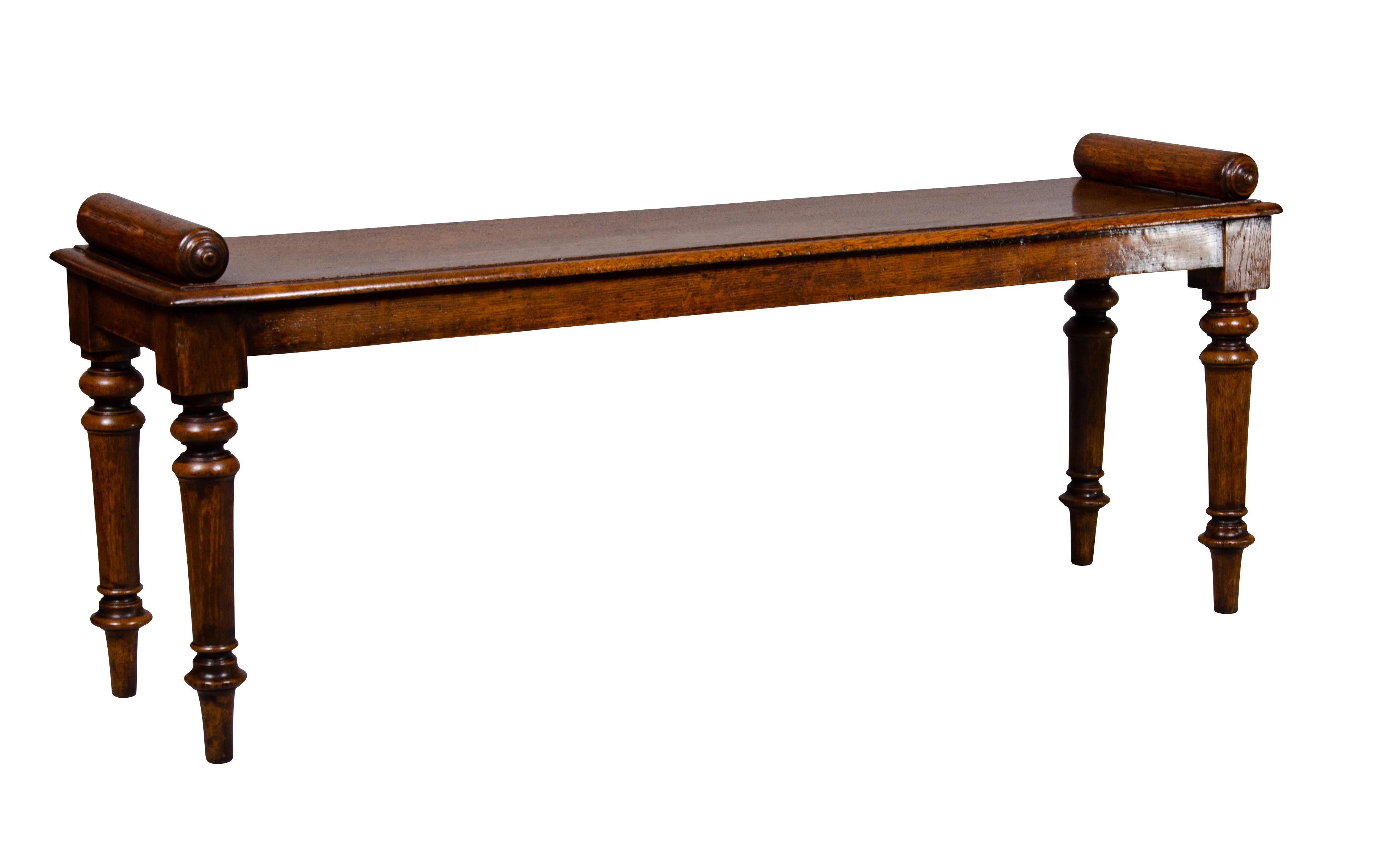 Edwardian Oak Bench Attributed to Schoolbred In Good Condition In Essex, MA