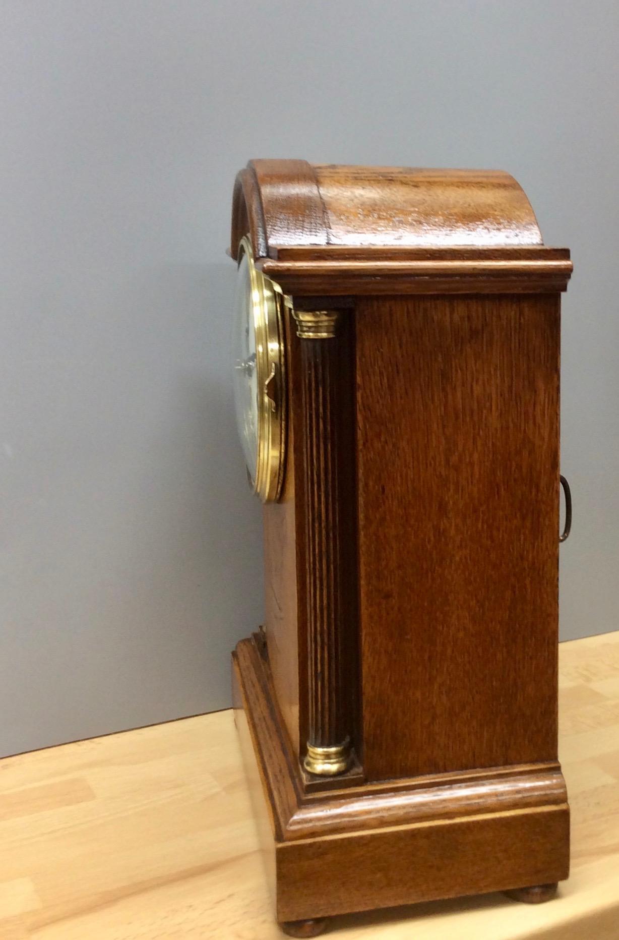 Edwardian Oak Cased Mantel Clock In Good Condition In Norwich, GB