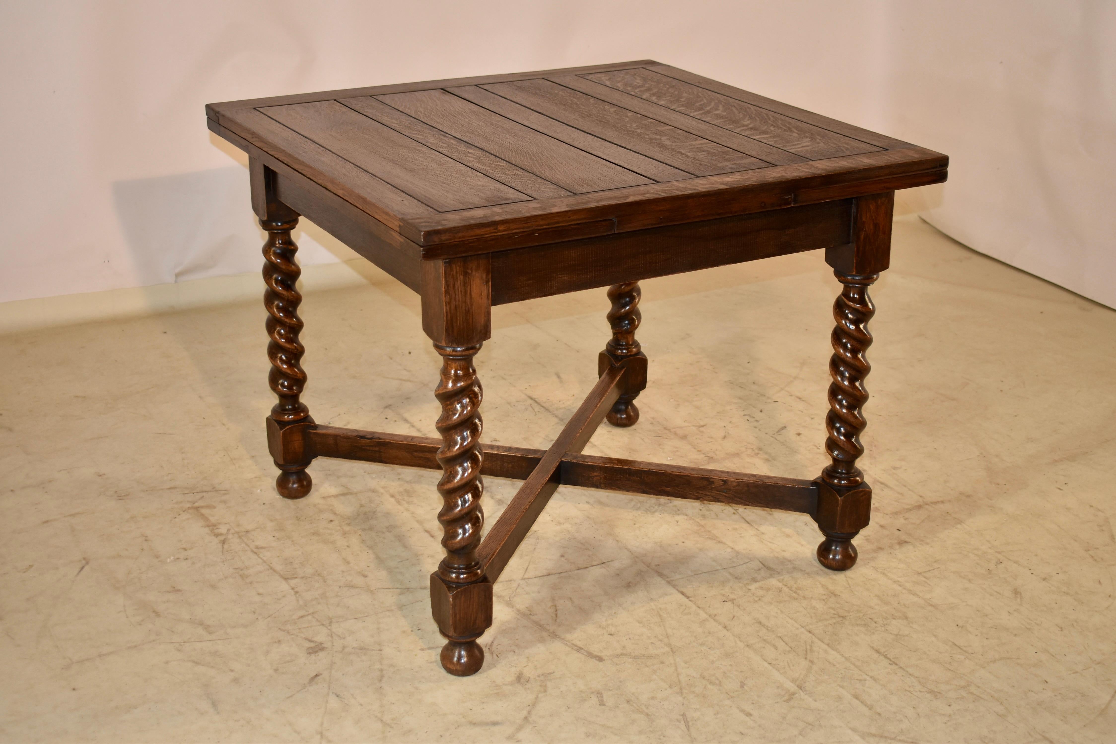 draw leaf table
