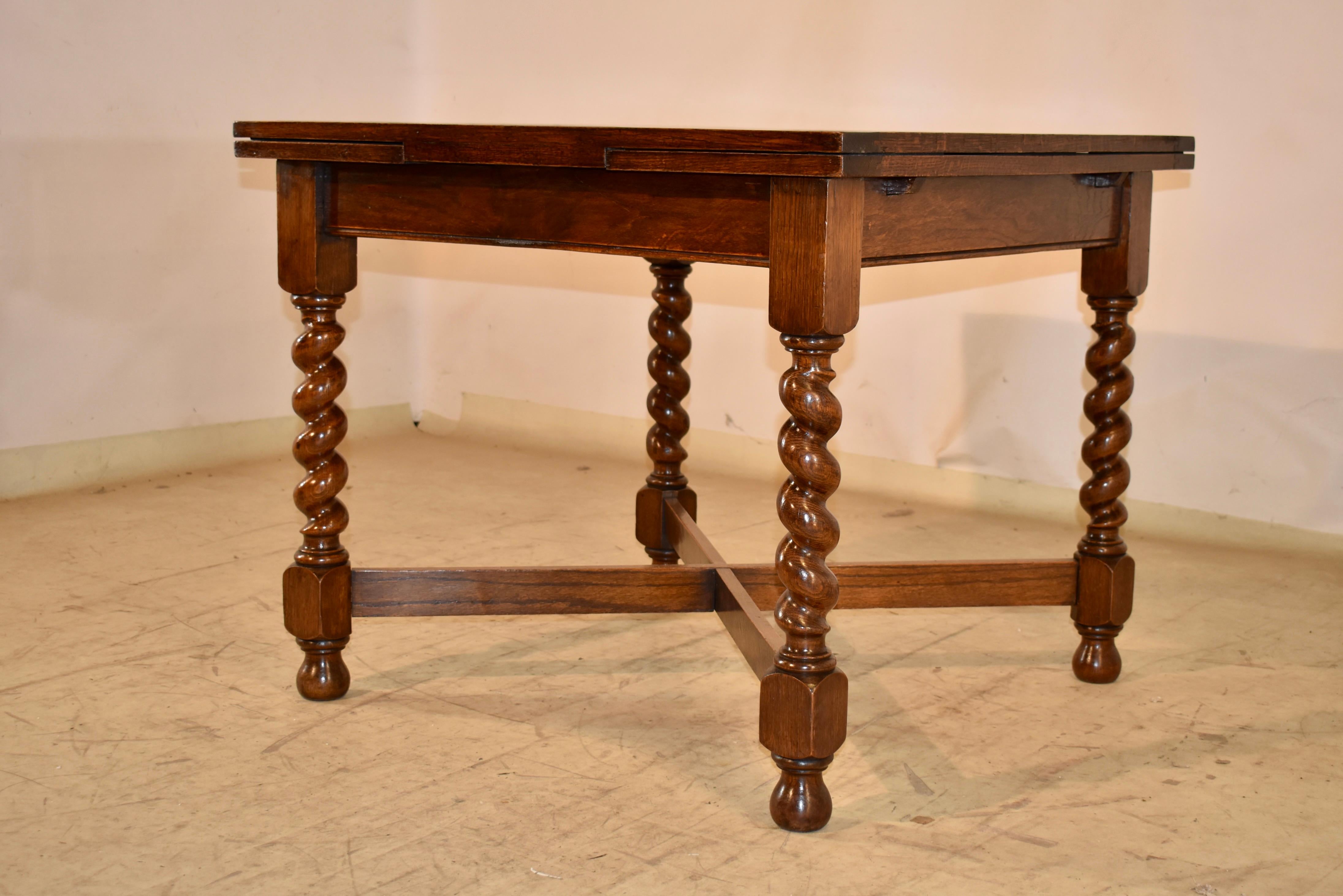 Anglais Table à tiroirs en Oak Edwardien, Circa 1900 en vente