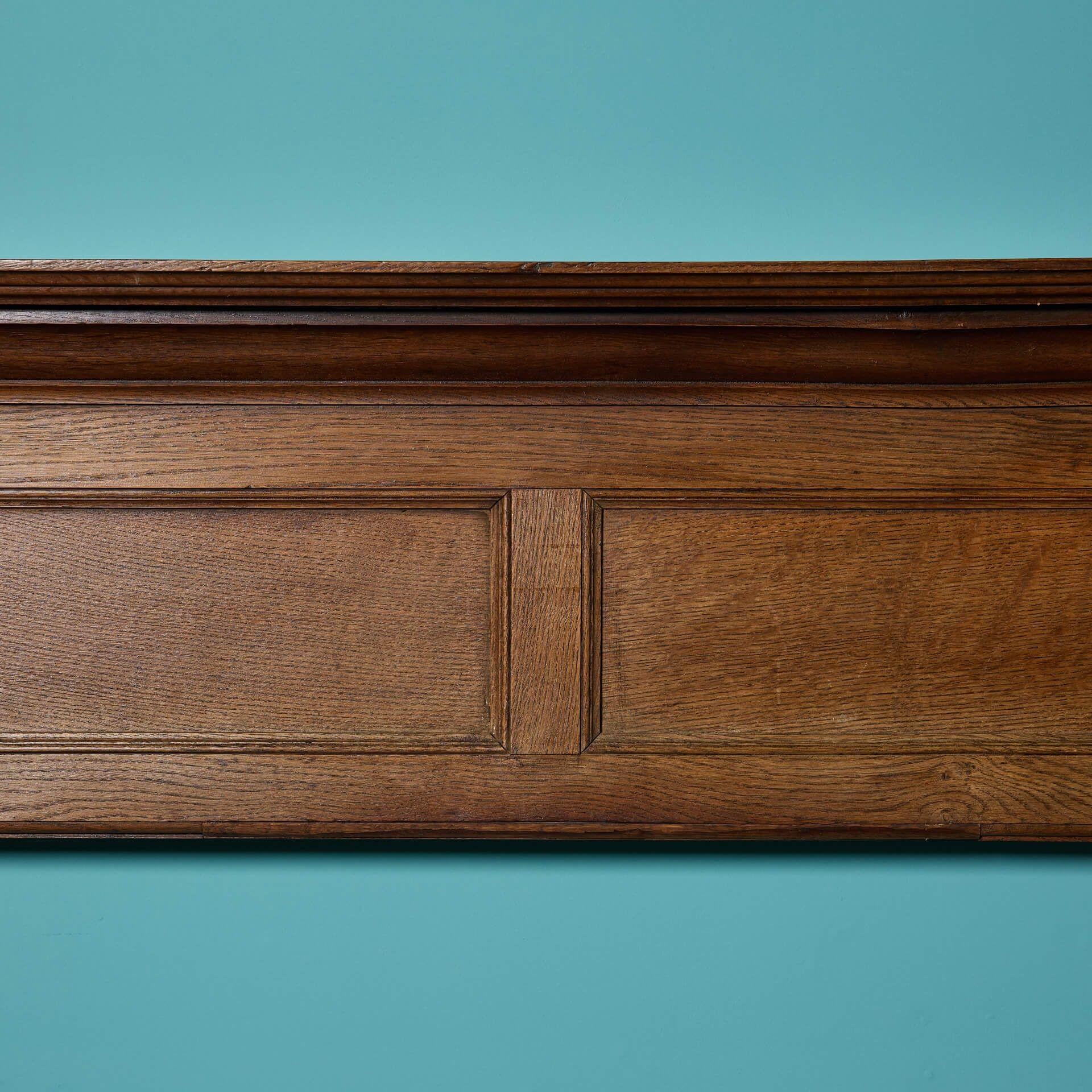 Inglese Cornice per caminetto Edwardian Oak in vendita