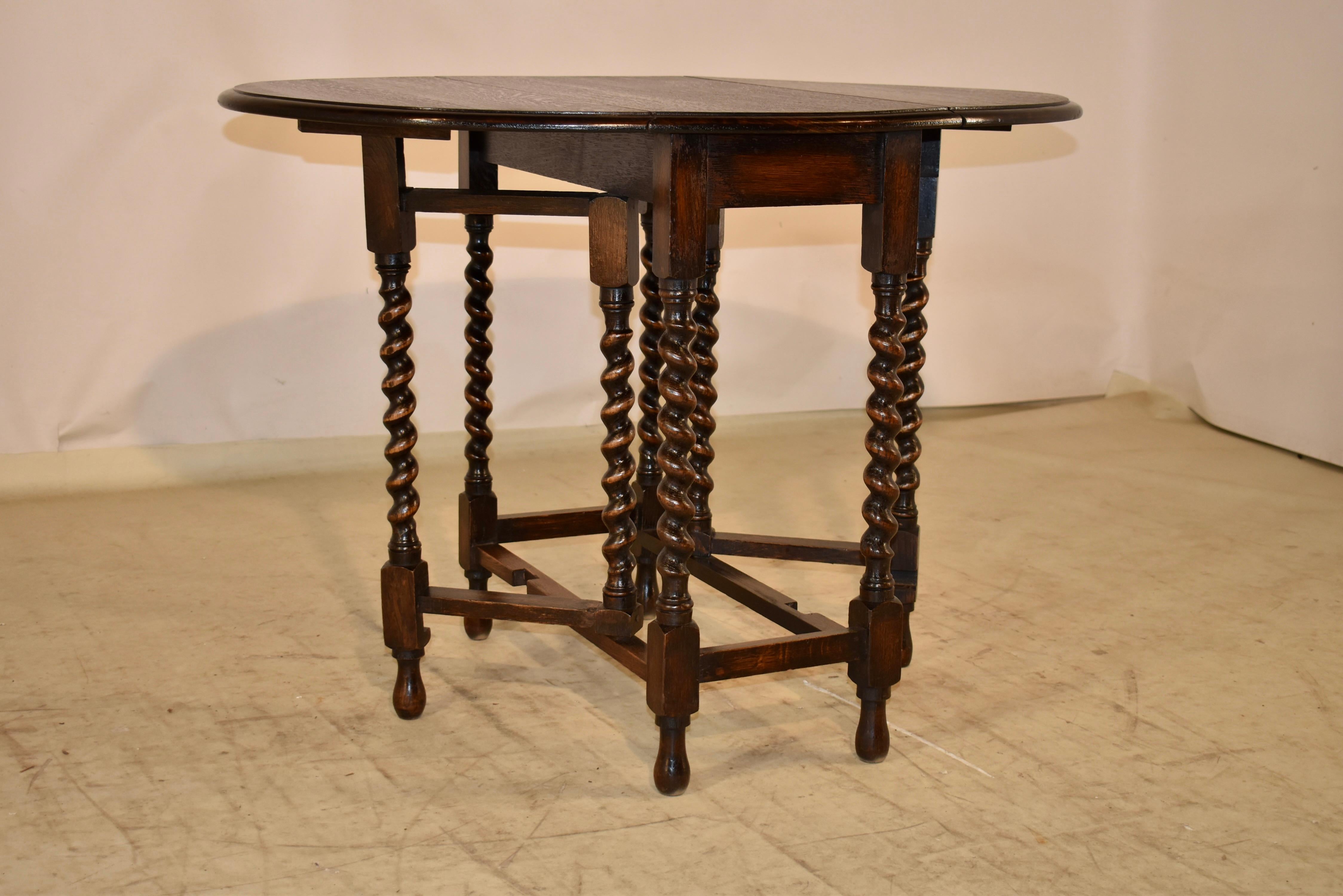 Edwardian Oak Gate Leg Table, Circa 1900 3