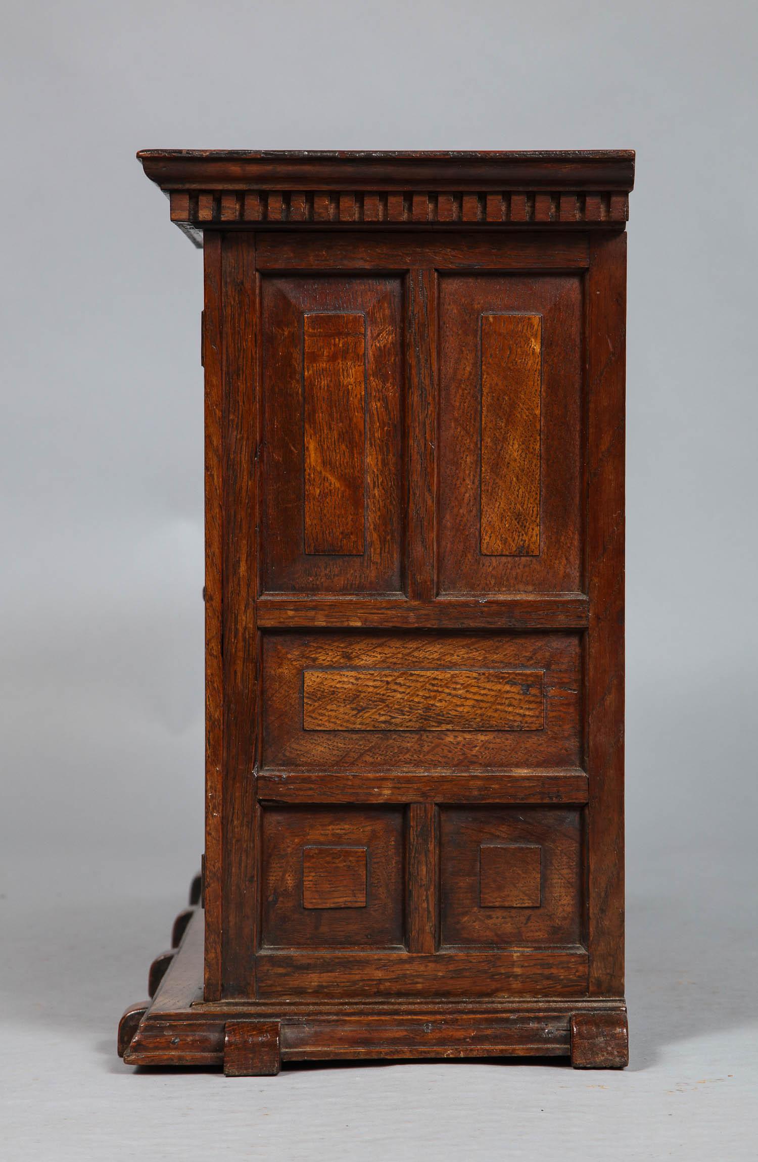 Edwardian Oak Hanging or Desk Cabinet For Sale 3