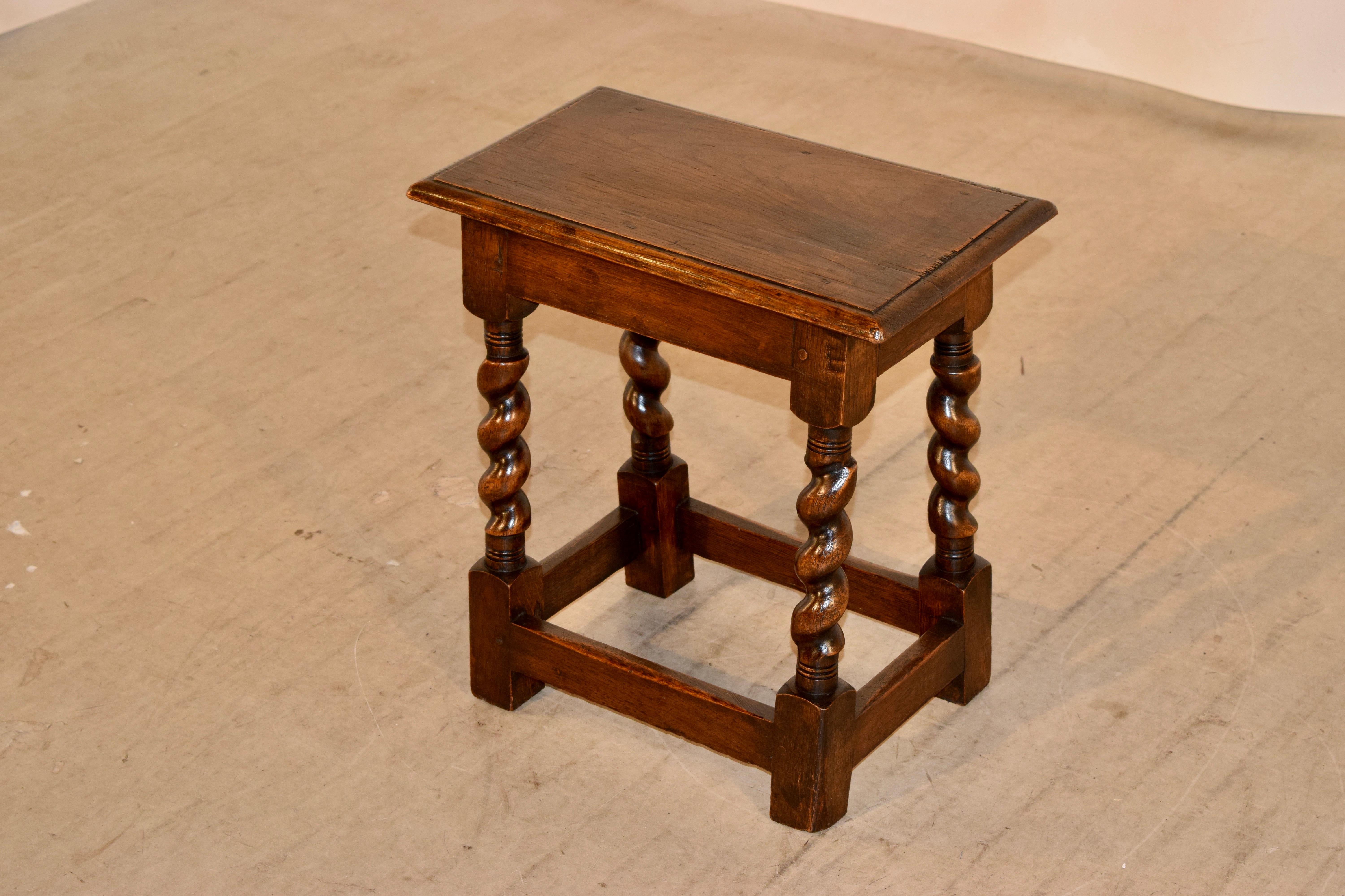 Edwardian Oak Joint Stool, circa 1900 In Good Condition In High Point, NC