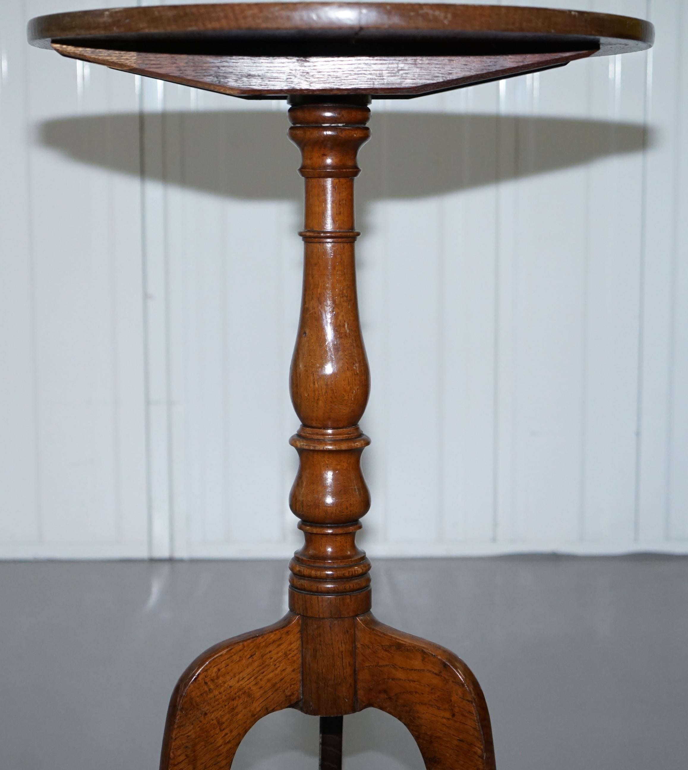 Hand-Crafted Edwardian Oak Round Tripod Lamp Wine Side Table Lovely Size and Form Versatile