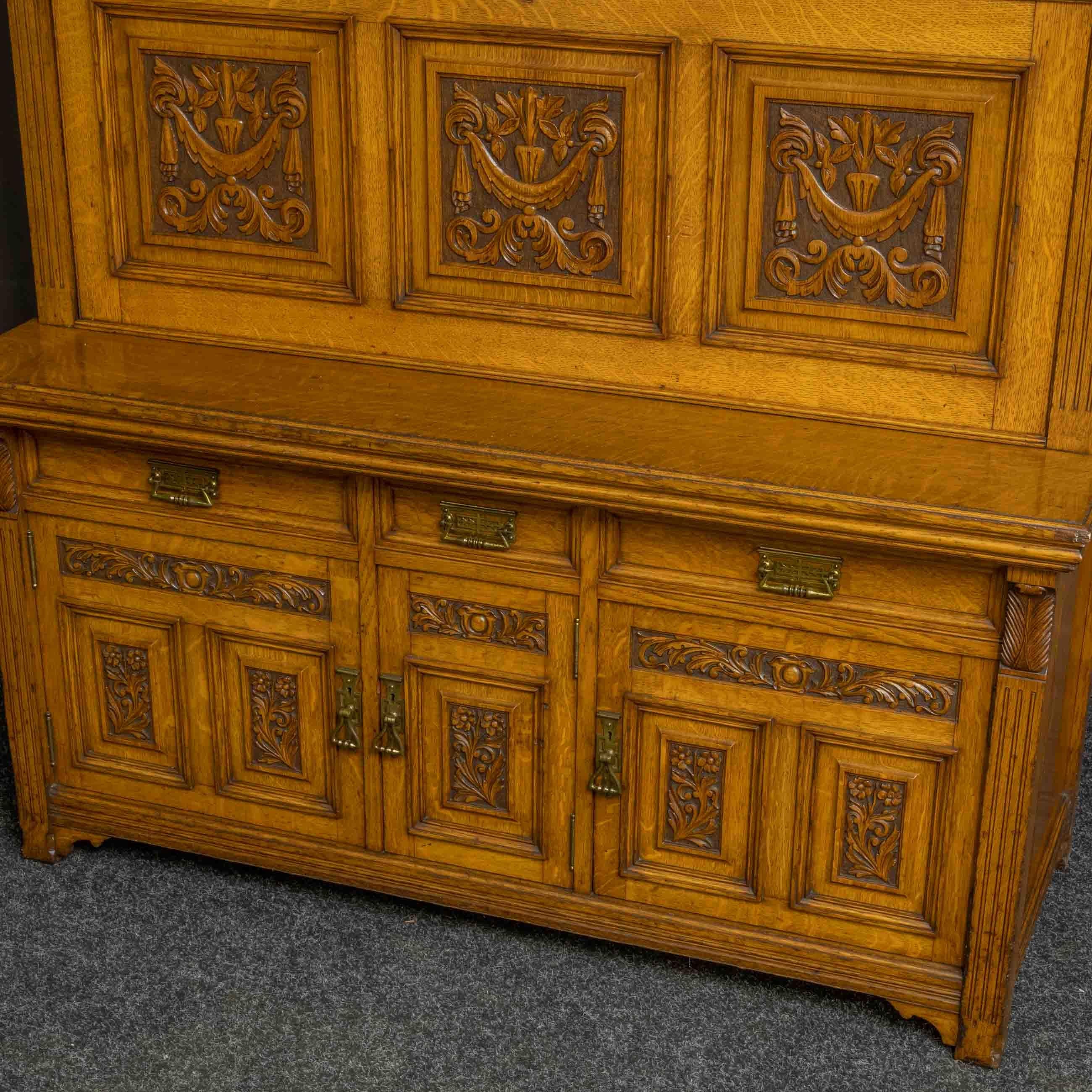 20th Century Edwardian Oak Secretaire Bookcase For Sale