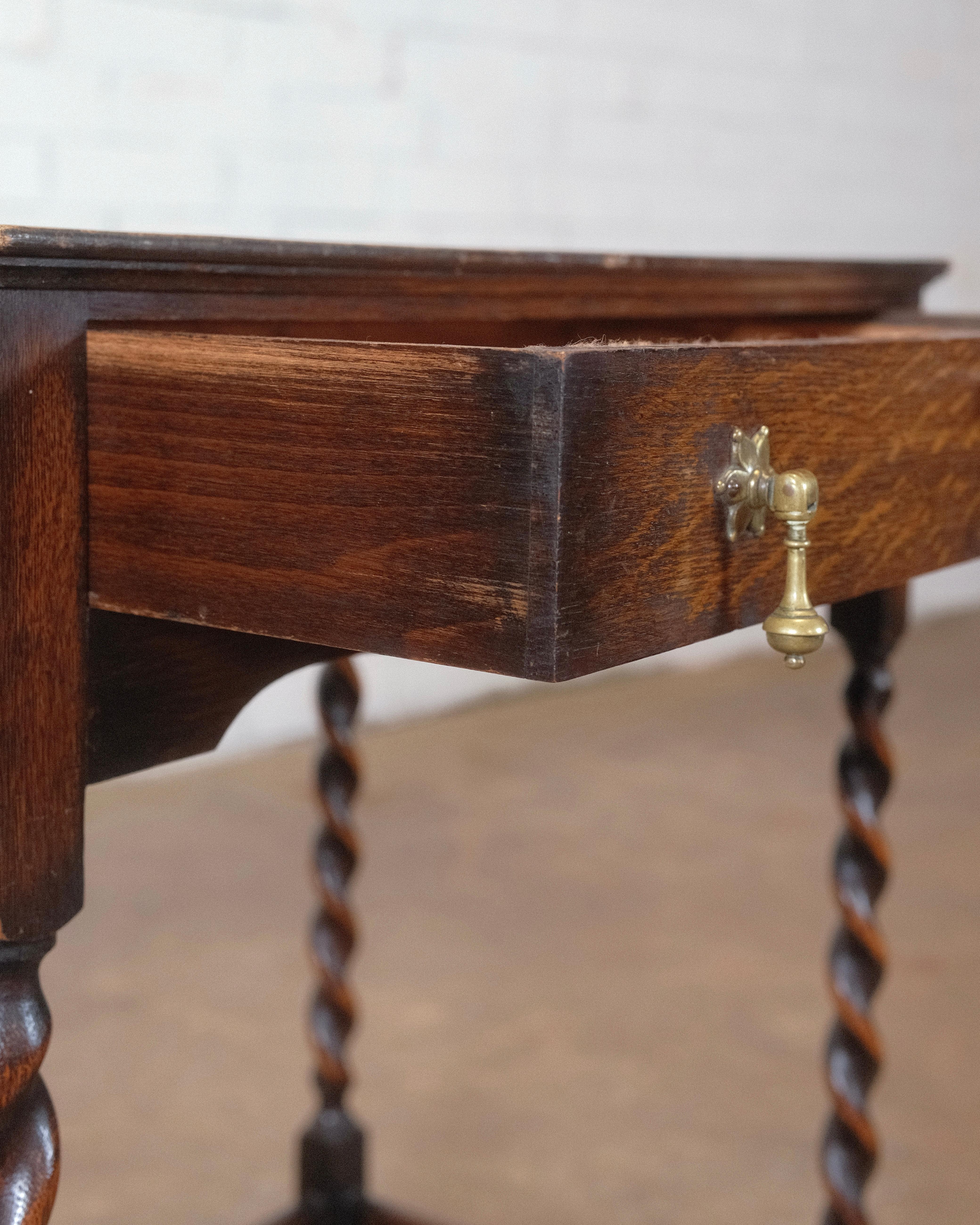 Edwardian Oak Side Table, c. 1900 For Sale 1