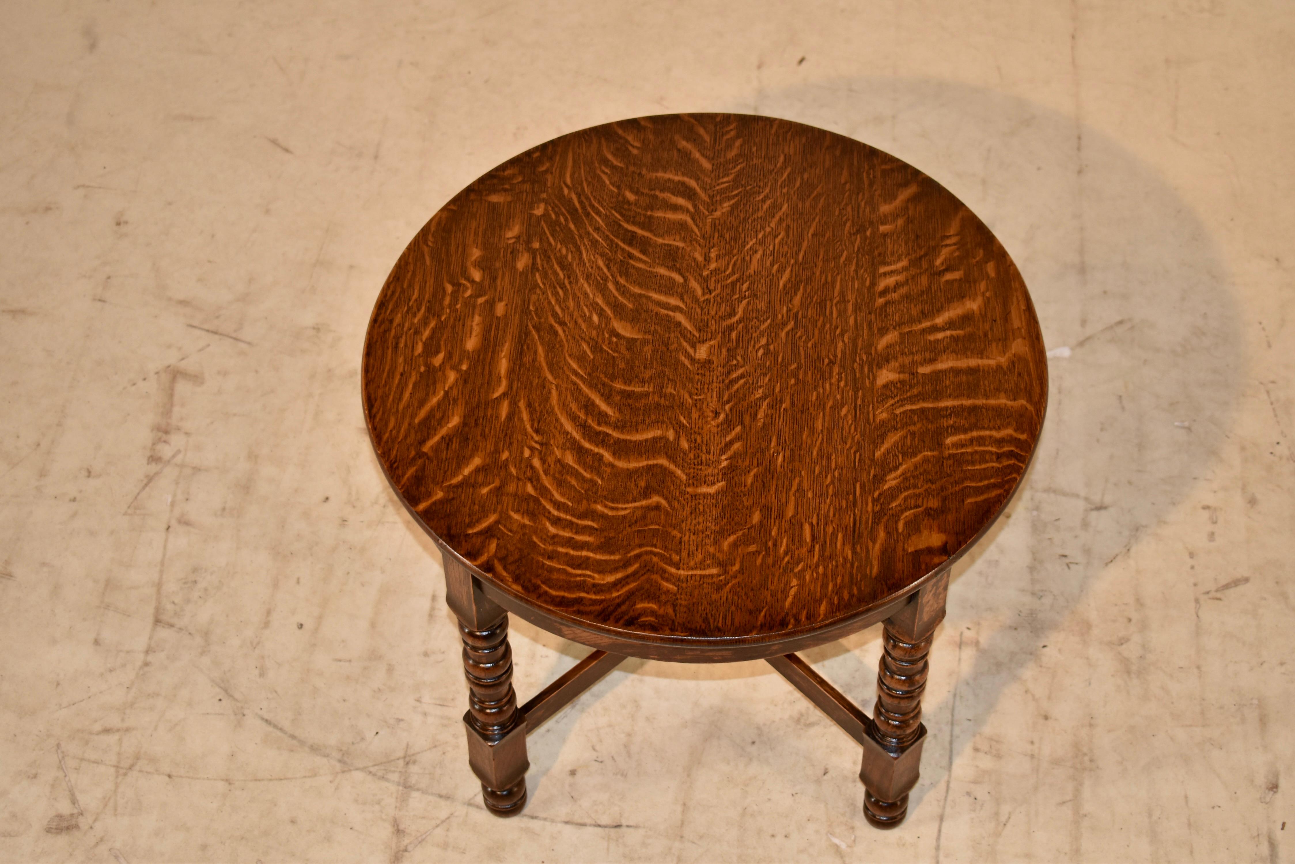Edwardian Oak Side Table, circa 1900 For Sale 1