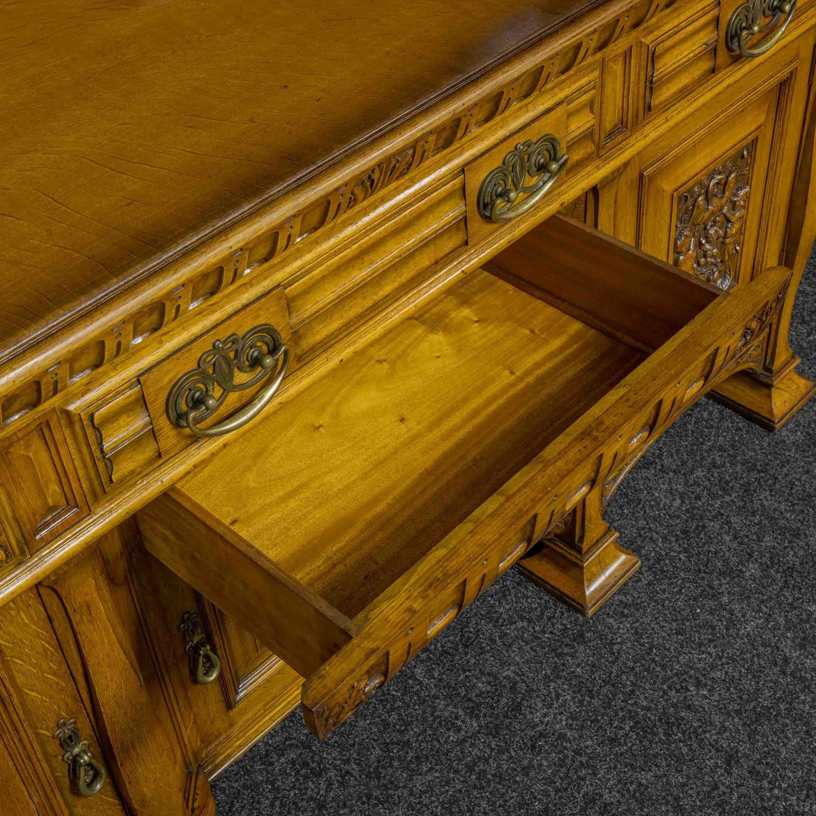 Edwardian Oak Sideboard by J. Cambell & Co Cabinet Makers Glasgow For Sale 2